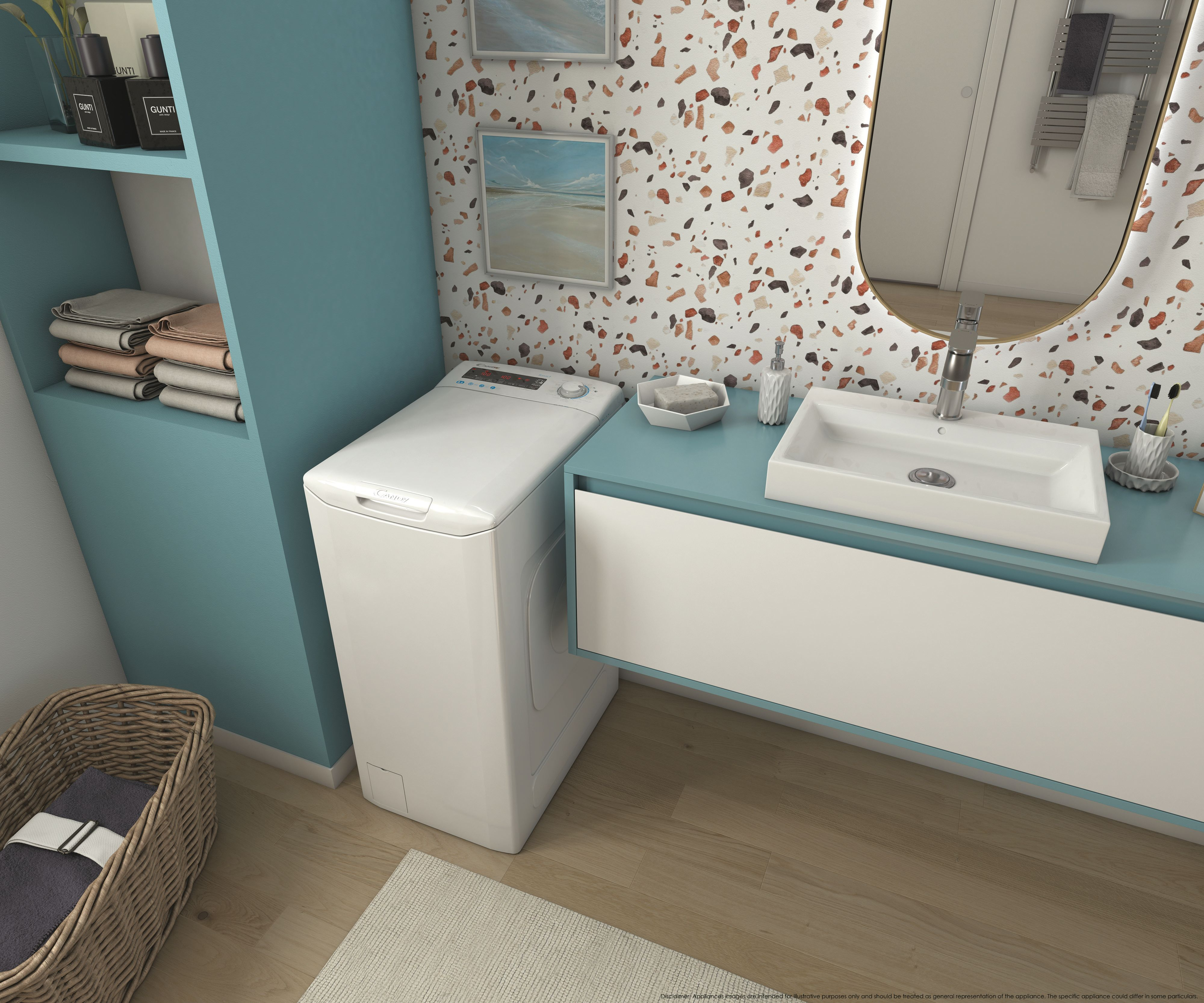 Escena de baño con lavadora superior blanca junto a lavabo y estanterías.