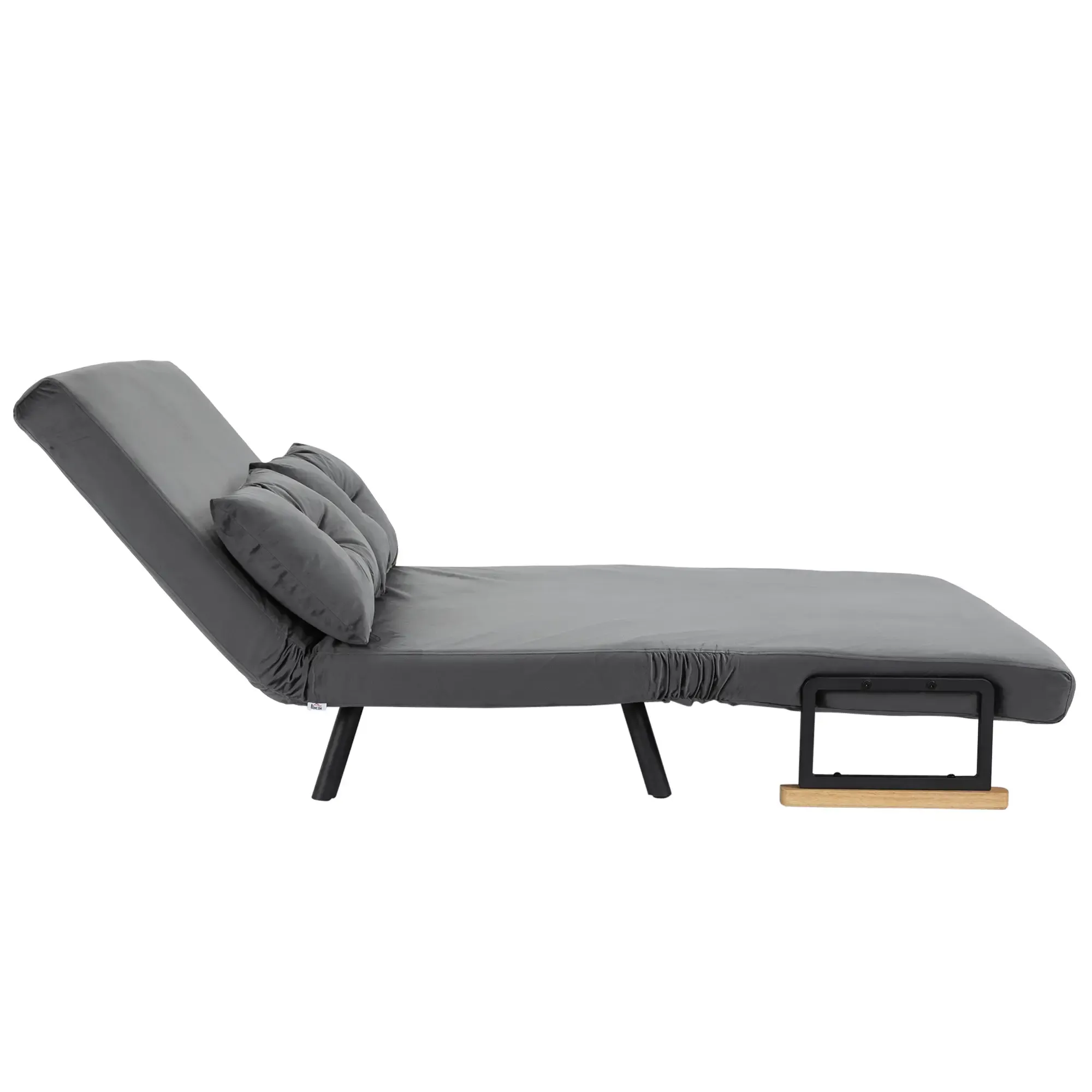Ein graues Futon befindet sich in einer zurückgelehnten Position mit zwei Kissen. Es hat schwarze Beine.