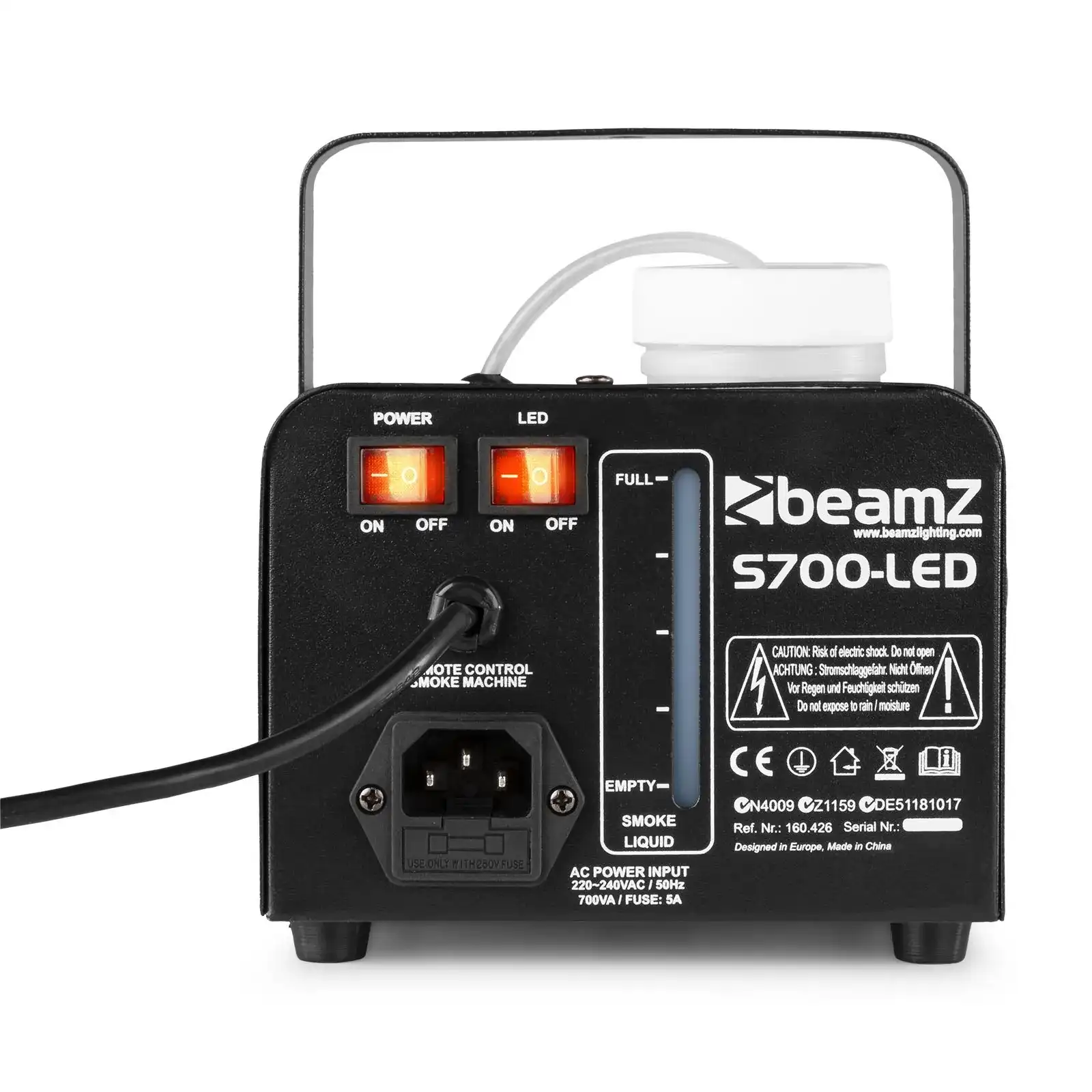 Vista frontal de una máquina de humo beamz negra. Con interruptores de encendido/apagado e indicador de nivel de líquido.