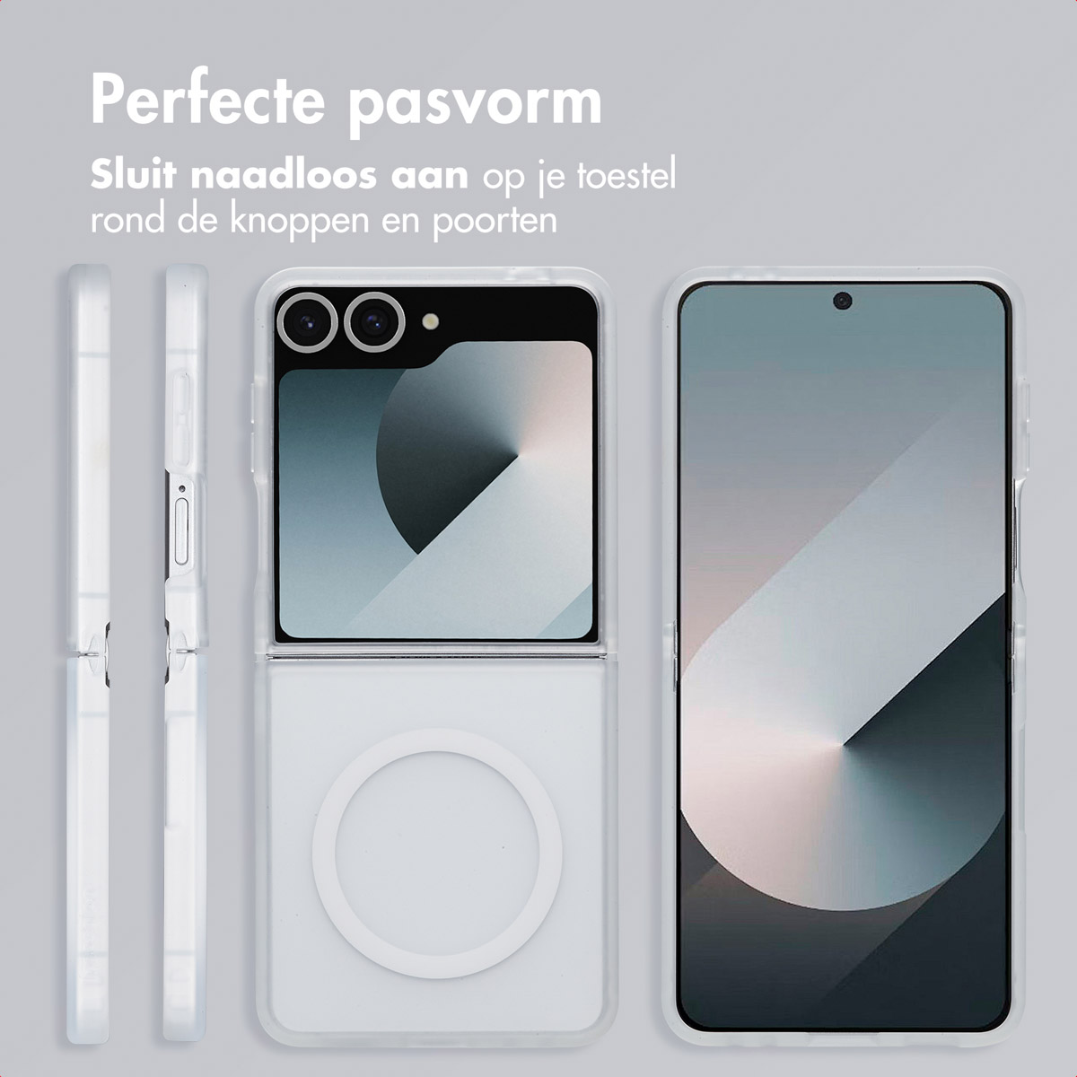 Trois coques de téléphone transparentes en rangée. Une avec un téléphone à l'intérieur. Le téléphone est plié.