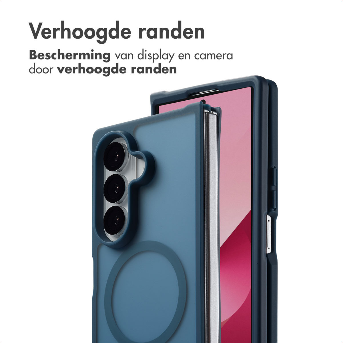 Blauwe telefoonhoes met een telefoon erin. Tekst 'Verhoogde randen' bovenaan.