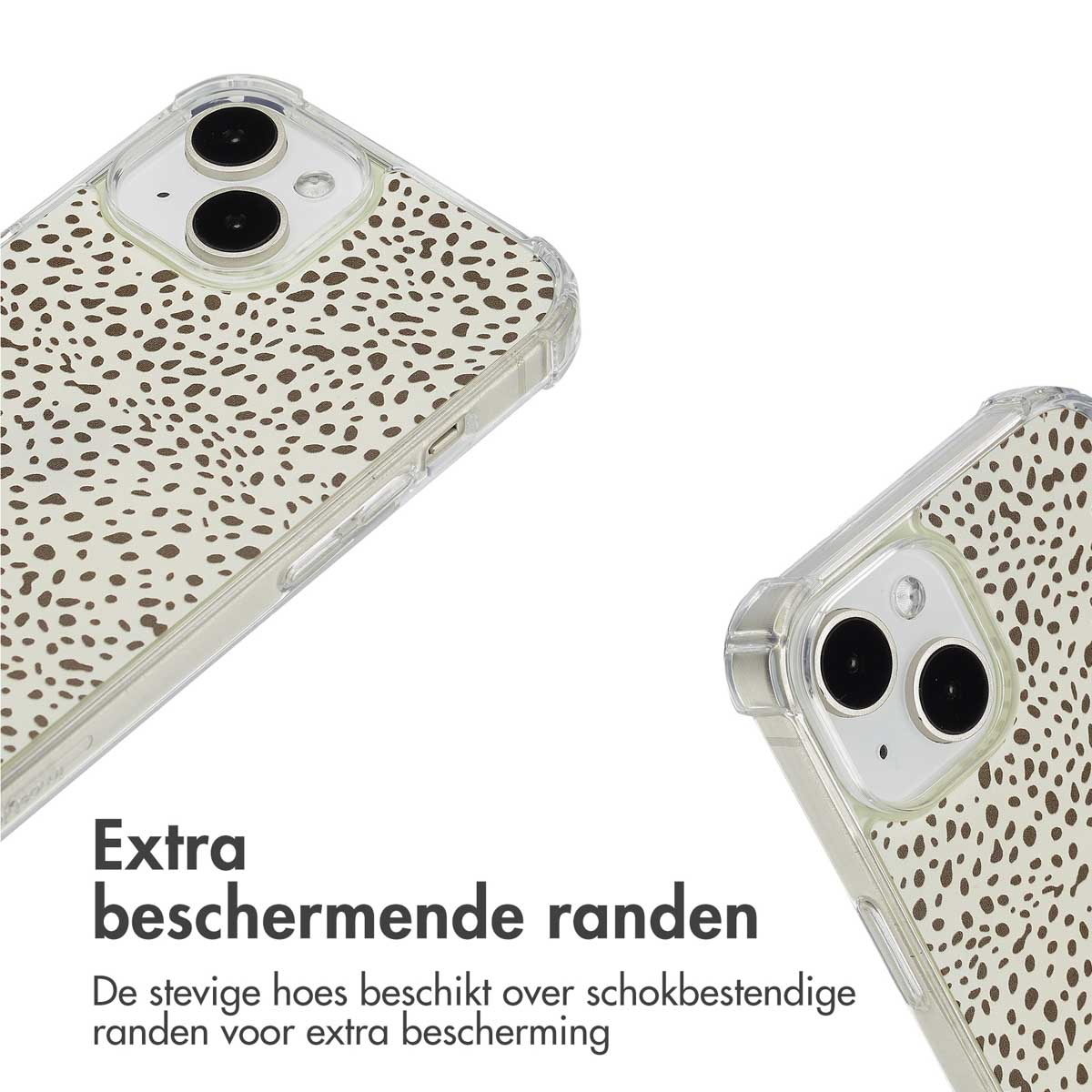 Close-up van twee telefoonhoesjes met een stippenpatroon. Extra beschermende randen zijn zichtbaar.