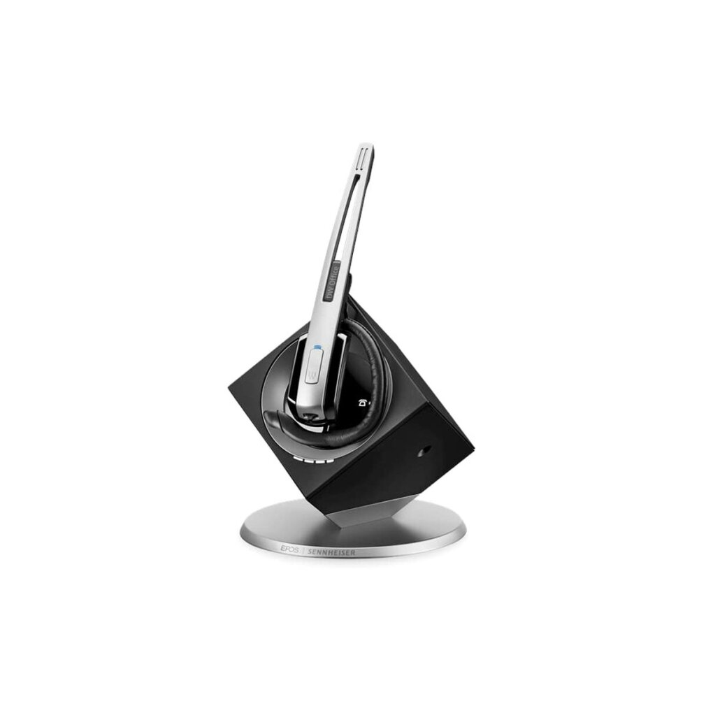 Un auricolare nero e argento su un supporto. L'auricolare ha un microfono e una base di ricarica.