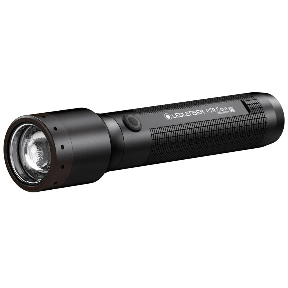 Czarna latarka LED LENSER P7R Core. Latarka jest cylindryczna, z przyciskiem zasilania i teksturowanym uchwytem.
