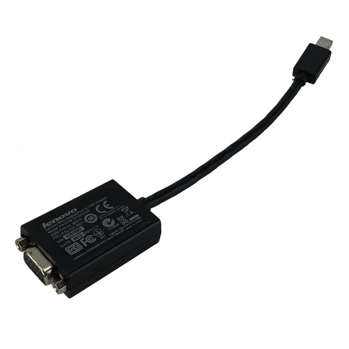 Un adattatore nero Lenovo da VGA a USB-C. Ha una porta VGA e un connettore USB-C, entrambi neri.