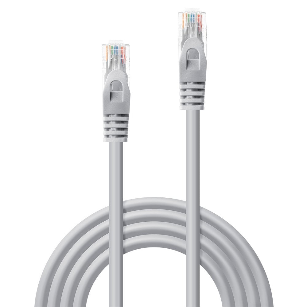Dos cables de red grises con conectores transparentes. Fondo blanco.