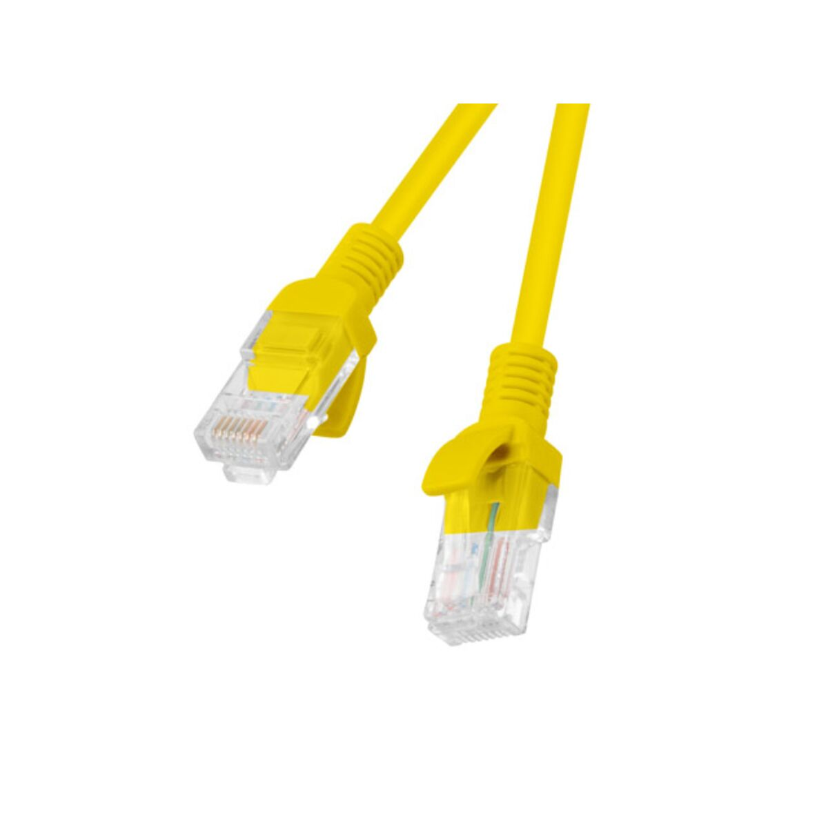 Twee gele ethernetkabels met transparante connectoren op een witte achtergrond. Beide zijn onder een hoek.