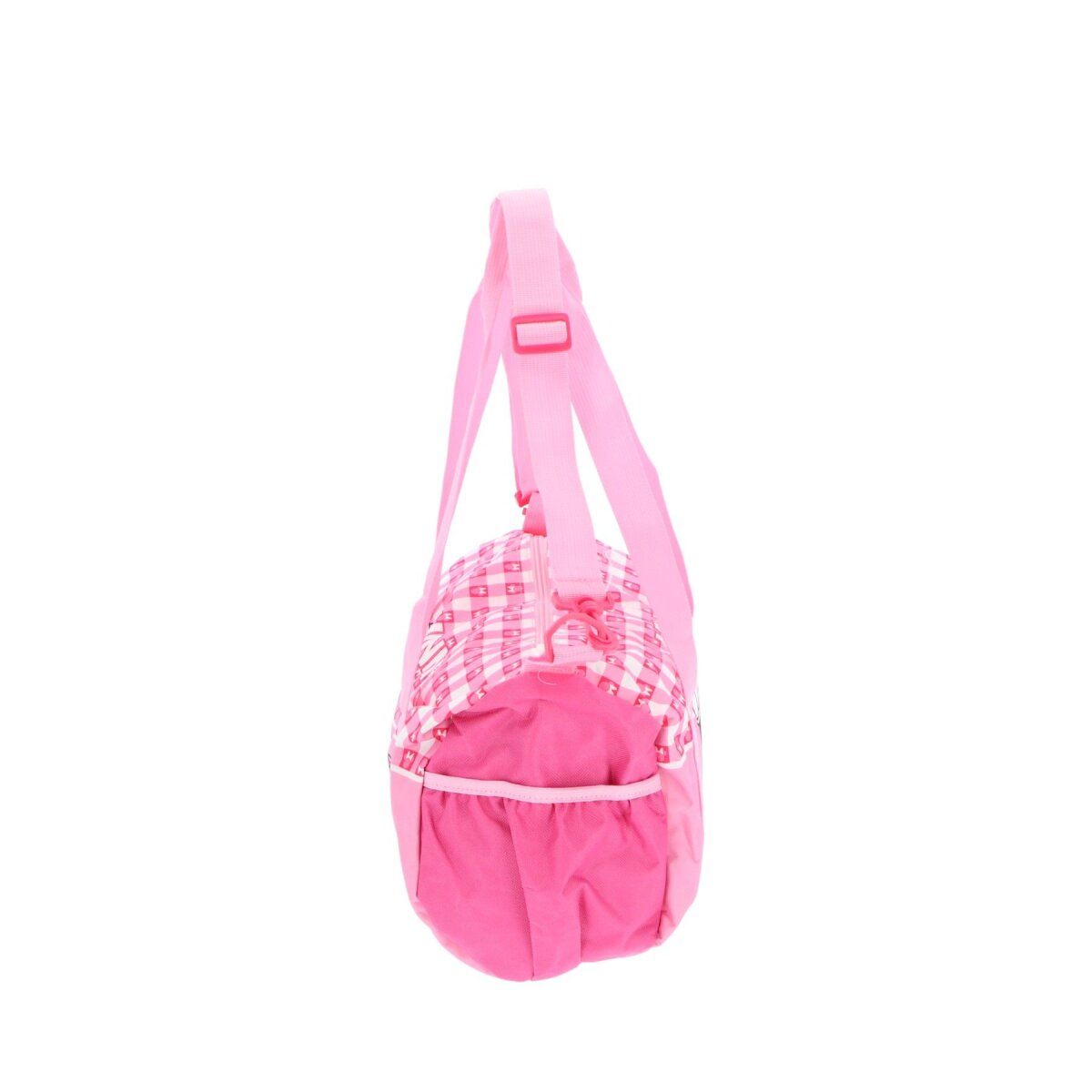 Pinke Reisetasche mit rosa-weiß kariertem Muster. Pinke Träger und Details. Weißer Hintergrund.