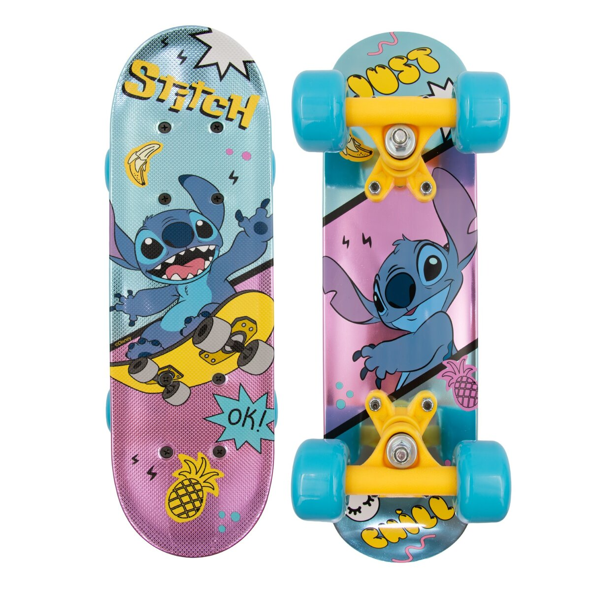 Due skateboard, uno con design Stitch e un altro con design Stitch.