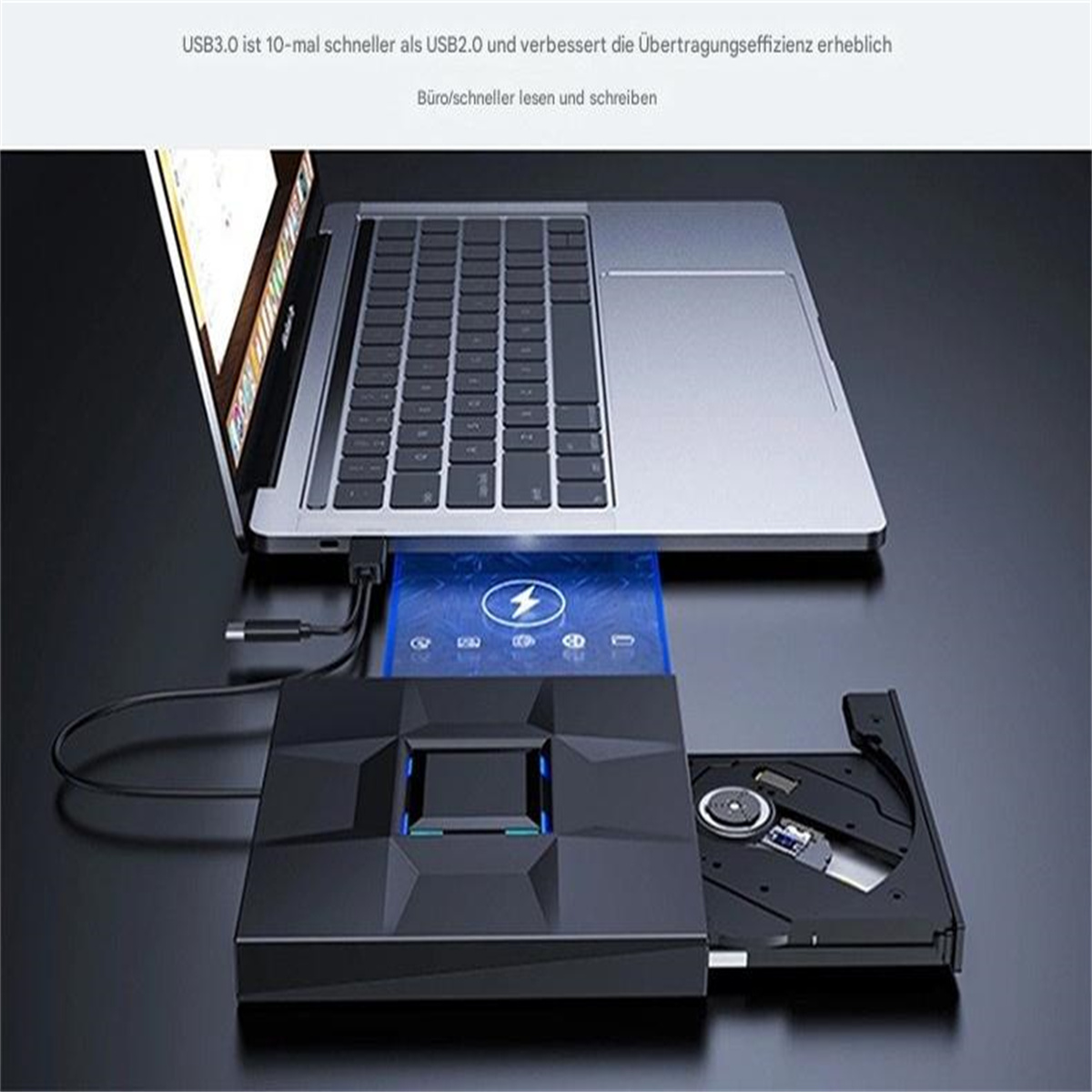 Laptop mit schwarzem externem Laufwerk und offenem CD-Laufwerk verbunden. USB3.0-Text oben.