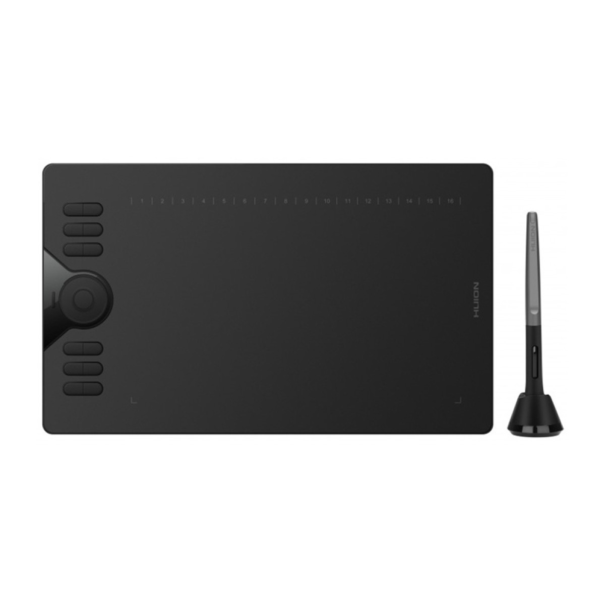 Czarny tablet graficzny z rysikiem z boku. Po lewej stronie znajduje się kilka przycisków sterujących.
