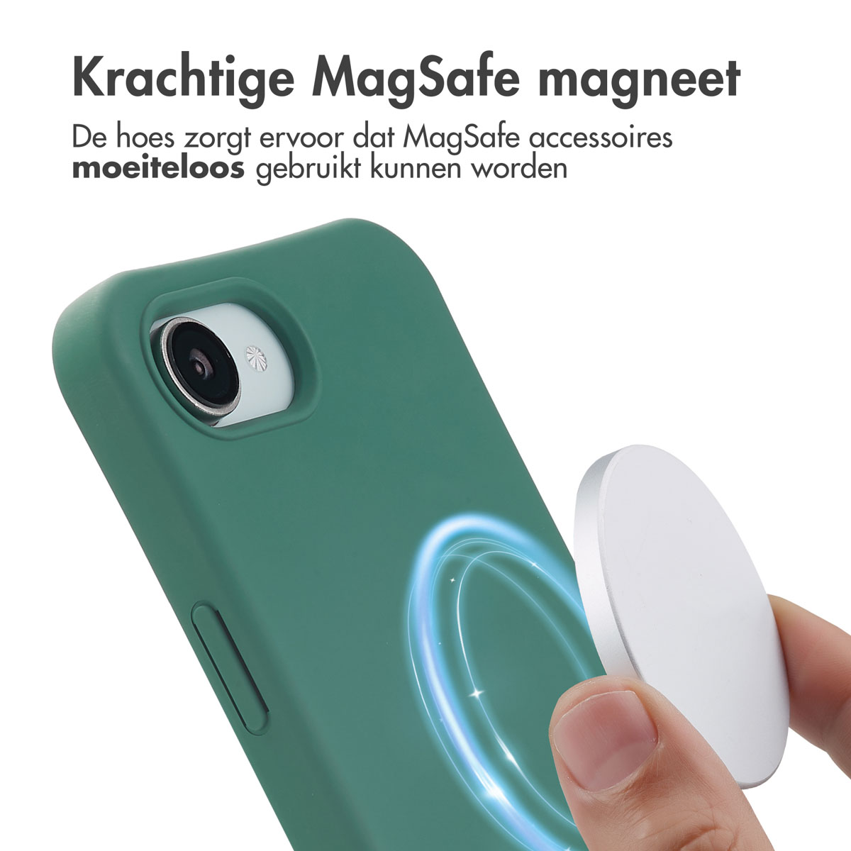 Telefoonhoesje en een bevestigde witte magnetische schijf. De hoes is groen.