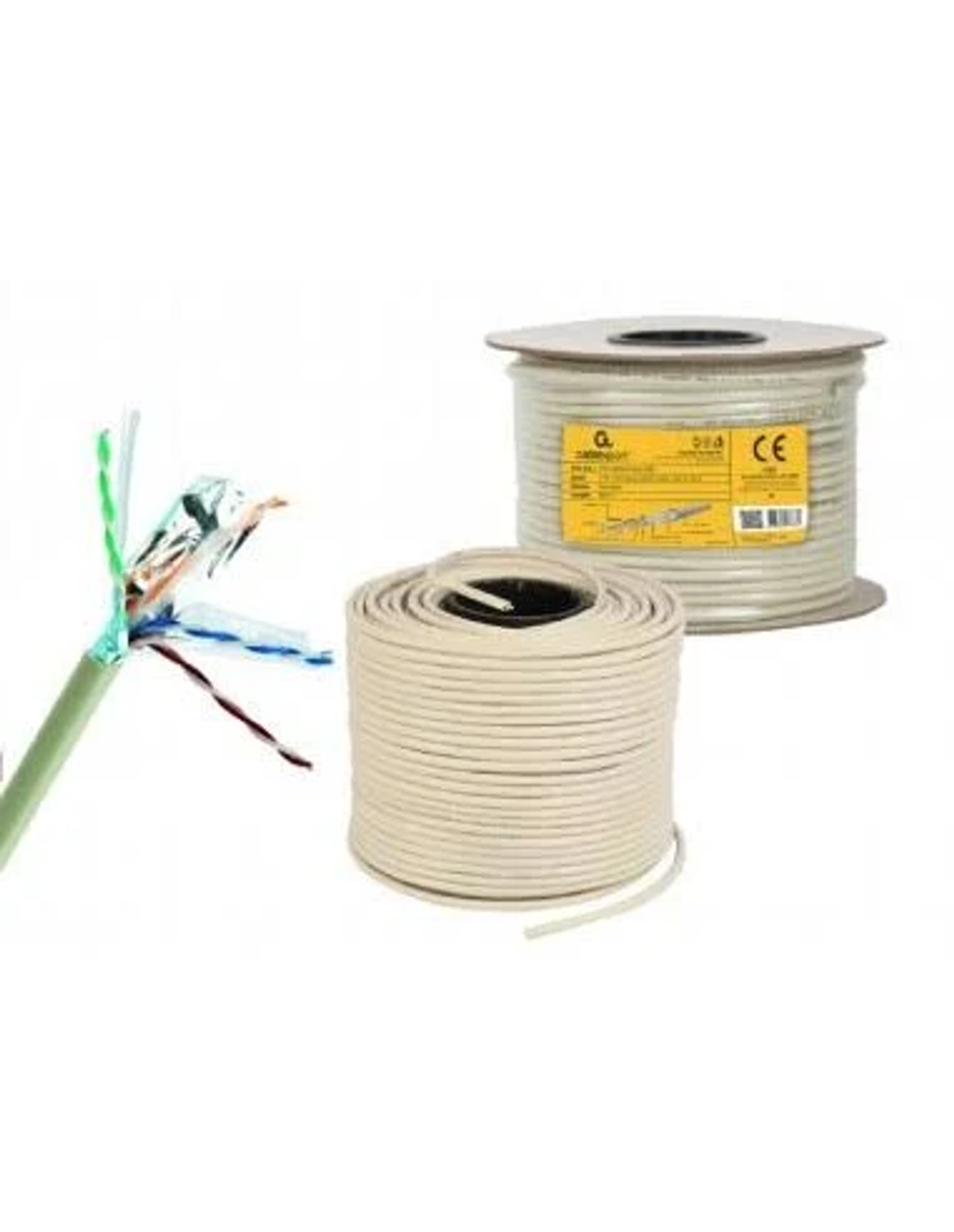 Cavi e rotoli di cavi: cavo Ethernet tagliato con fili scoperti e due rotoli di cavi.