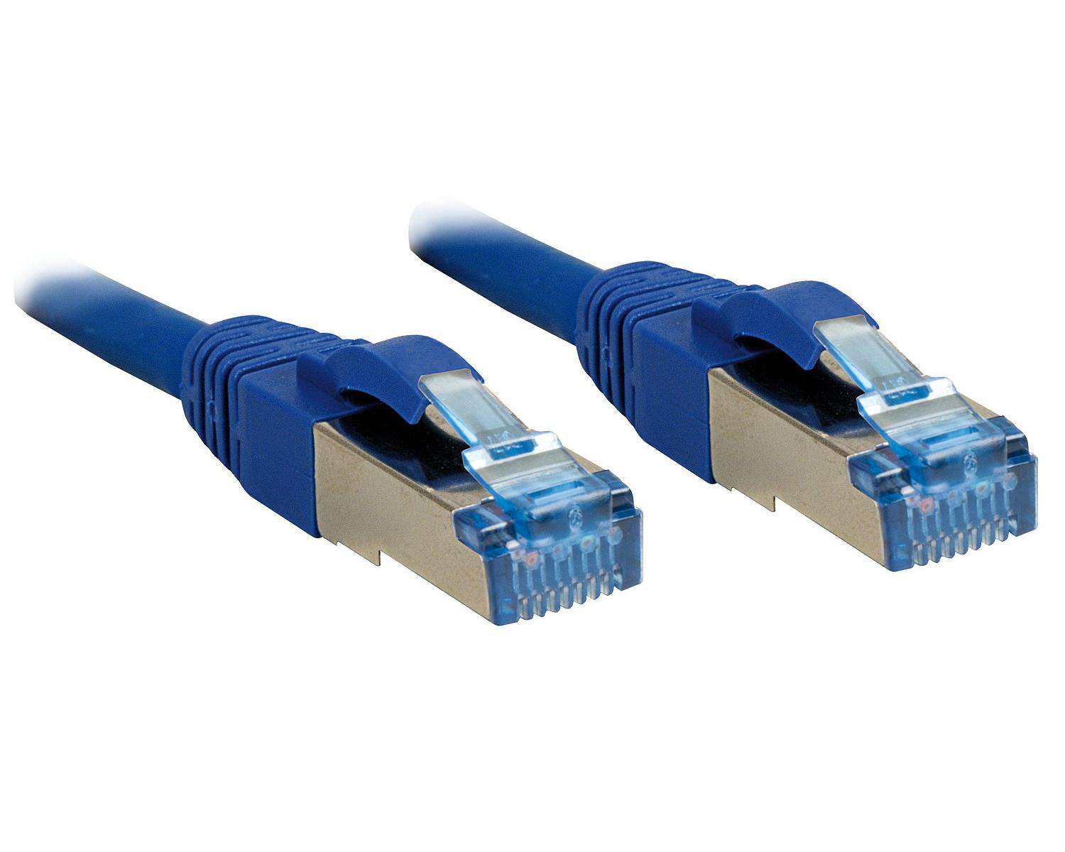 Dos cables de red azules con conectores RJ45 sobre fondo blanco.