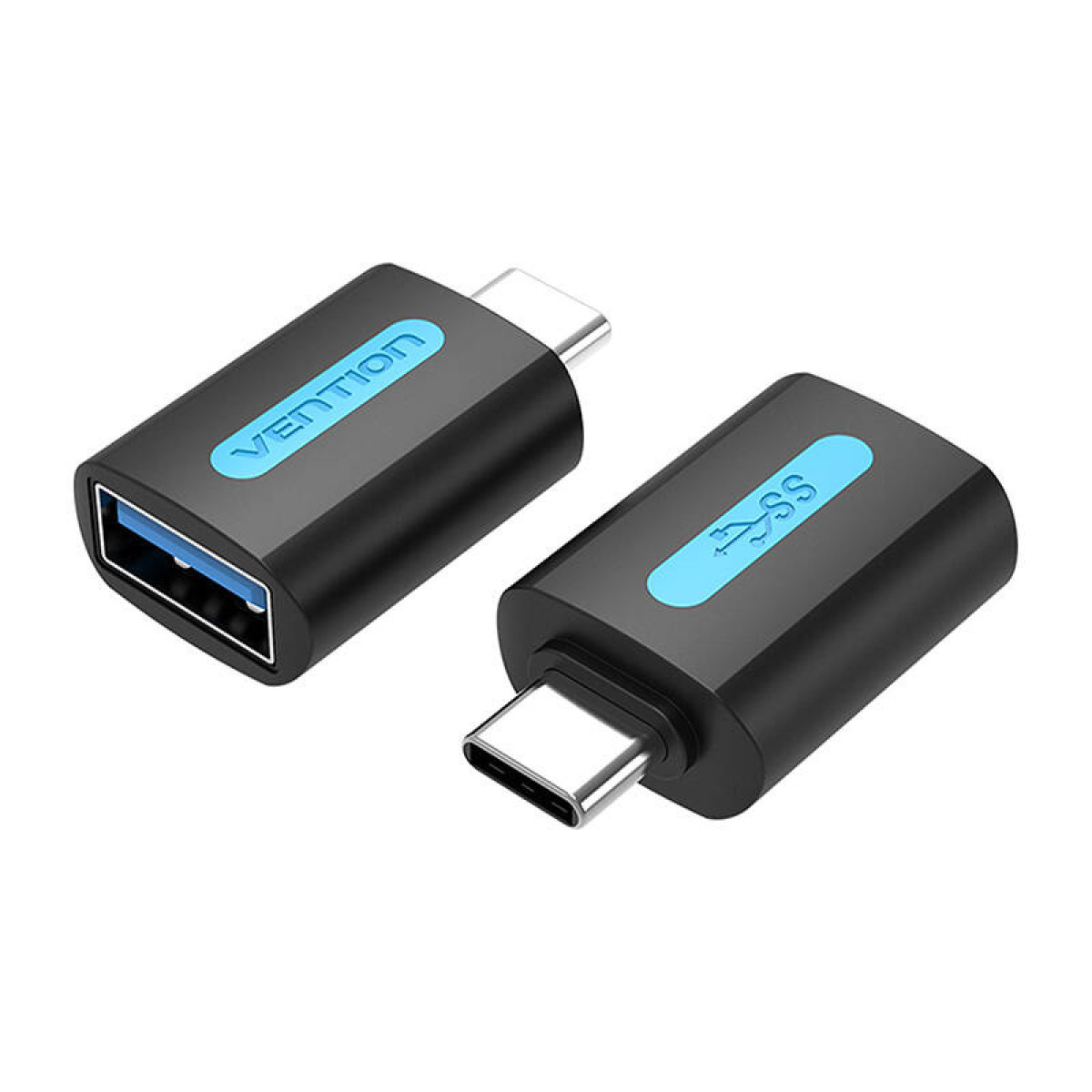 Dos adaptadores negros de USB a USB-C. Uno tiene un símbolo USB, el otro un símbolo SS, ambos azules.