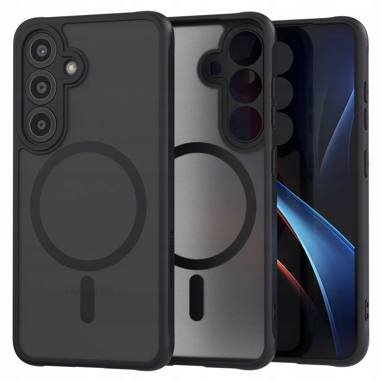 Trzy czarne etui na telefon ułożone razem. W jednym jest telefon, a drugie ma napis spacecase.