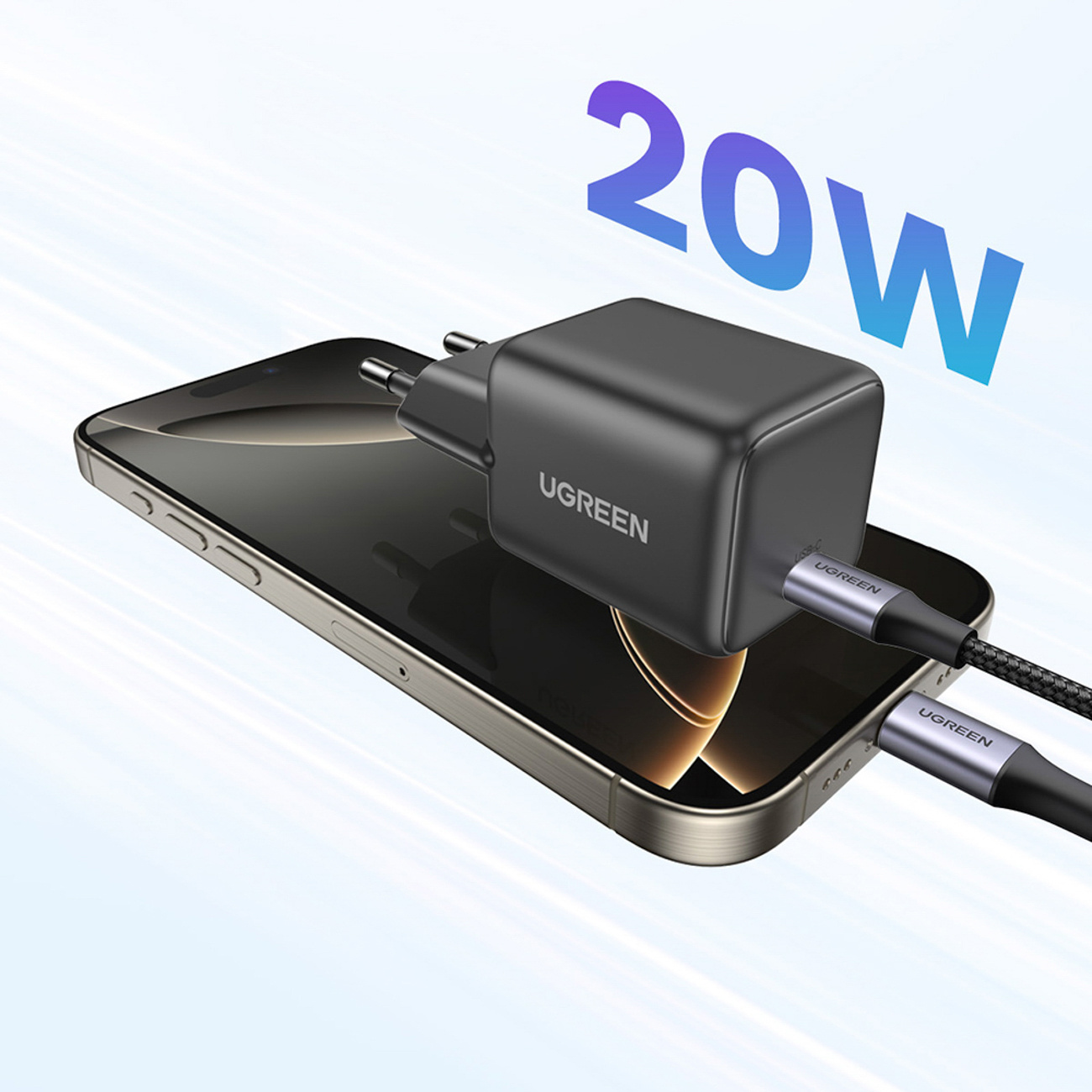Siyah UGREEN şarj cihazı bir telefonu şarj ediyor. Şarj cihazında USB-C bağlantı noktası var. 20W yazısı görünür.