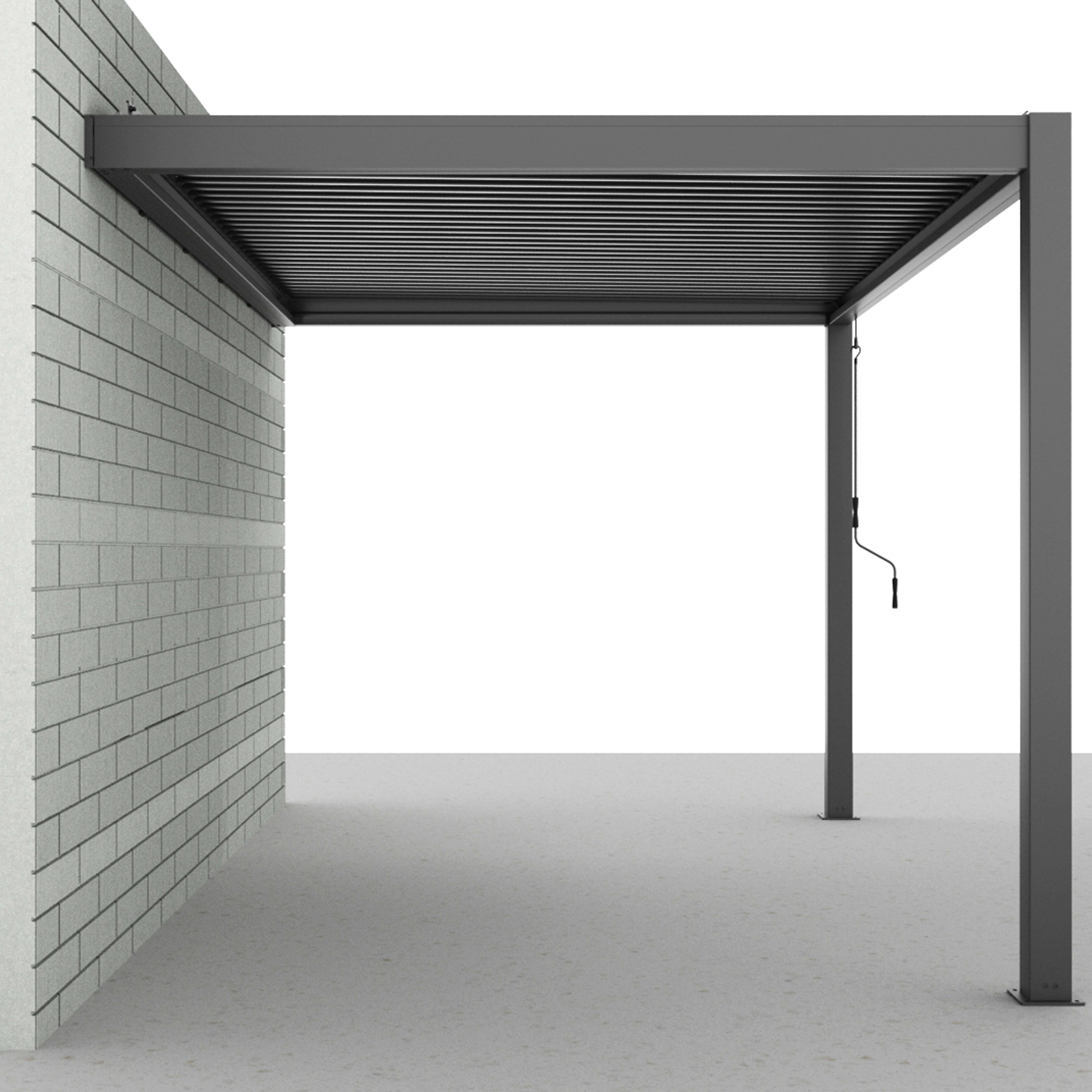 Dunkelgraue Pergola an einer Ziegelmauer, mit weißem Hintergrund und sichtbarem Betonboden.