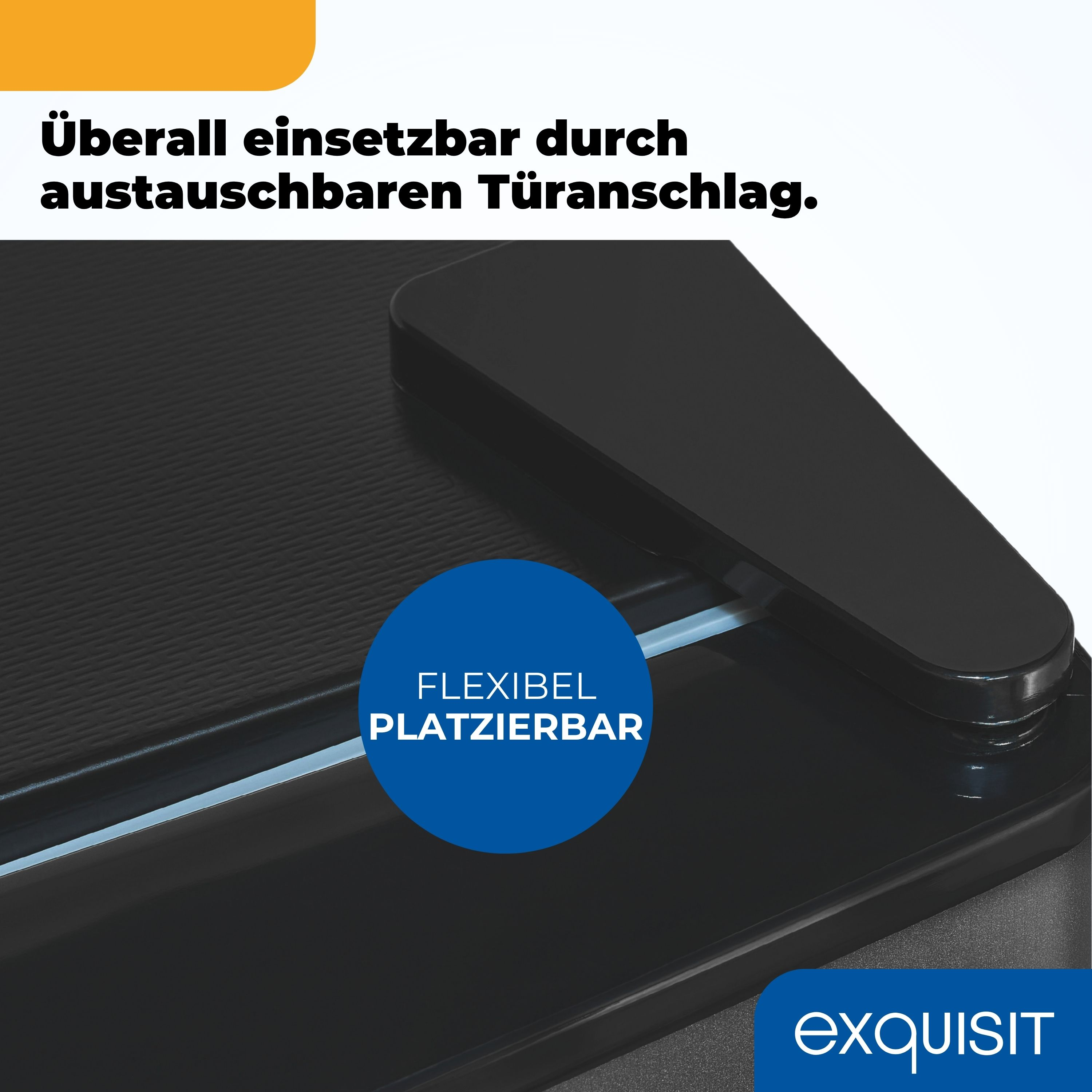 Nahaufnahme eines schwarzen Schreibtischs mit einem blauen Kreis und Text 'FLEXIBEL PLATZIERBAR'.