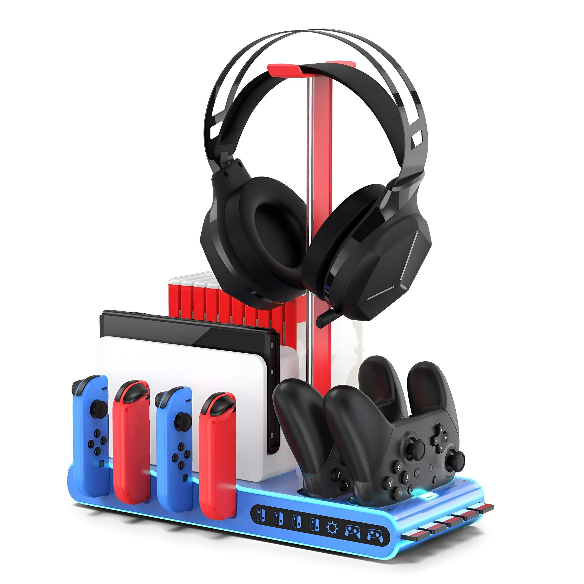 Gaming-Station mit Controllern, Kopfhörern und Spielkassetten. Weißer Hintergrund.