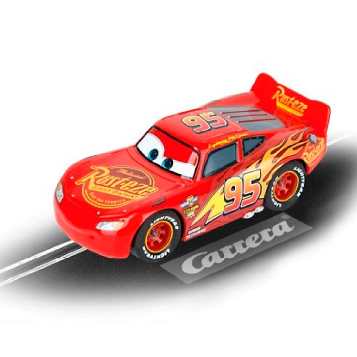 Czerwony samochód wyścigowy Lightning McQueen. Samochód ma numer 95 i słowo 'Rusteze'.