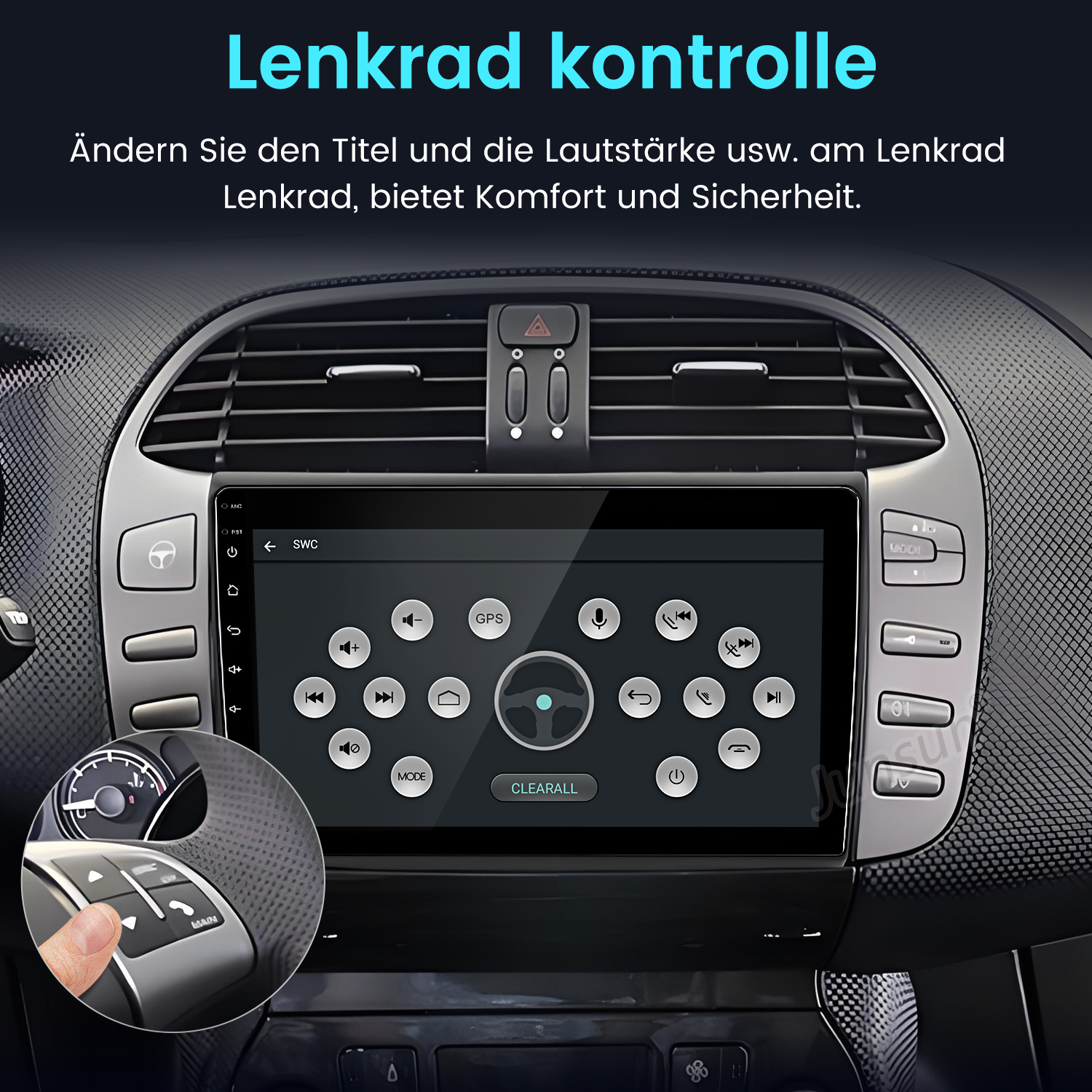 Auto-Armaturenbrett mit Infotainment-Bildschirm, zeigt Lenkradbedienelemente. Eine Hand drückt eine Taste am Lenkrad.