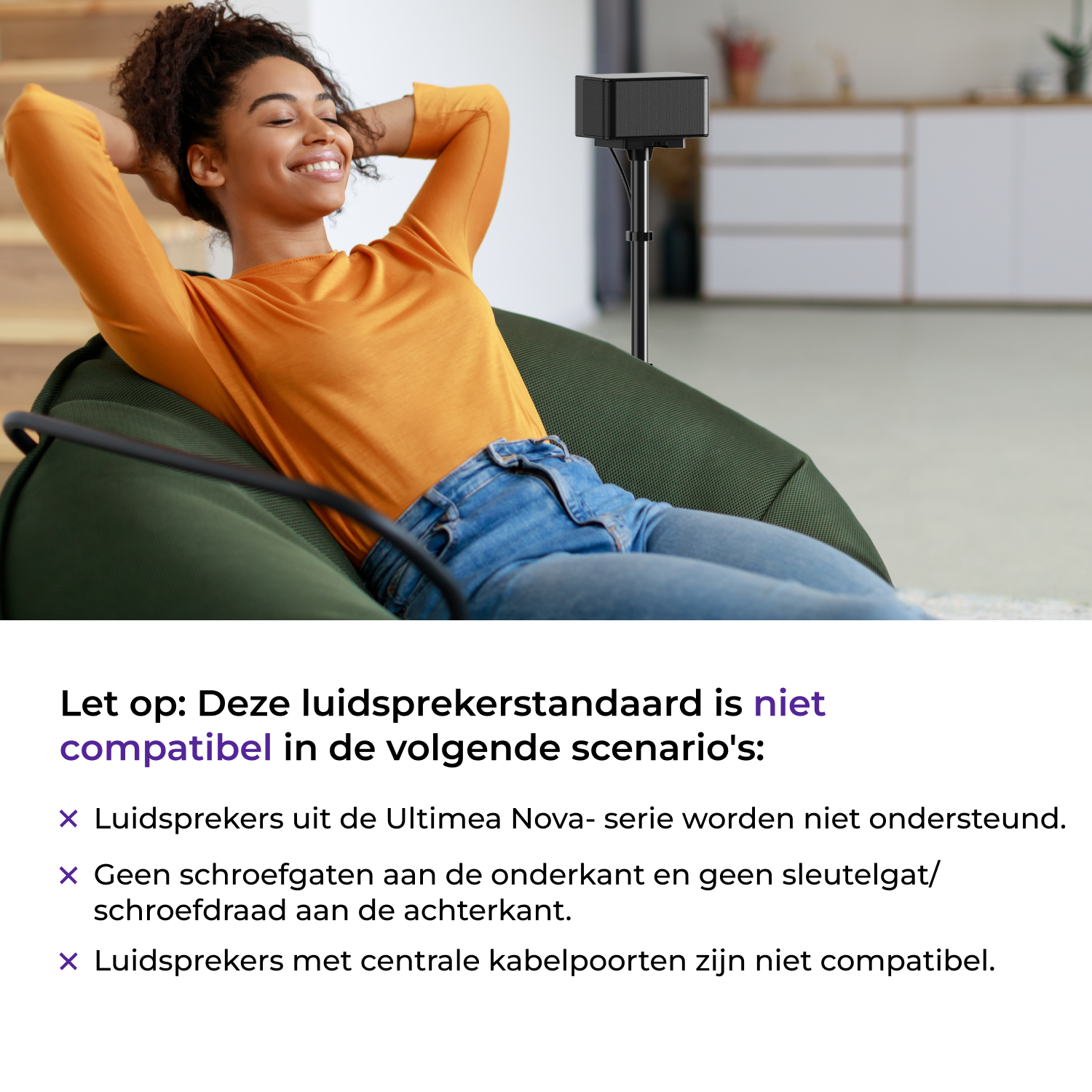 Femme se relaxant sur un pouf avec une enceinte sur pied en arrière-plan.