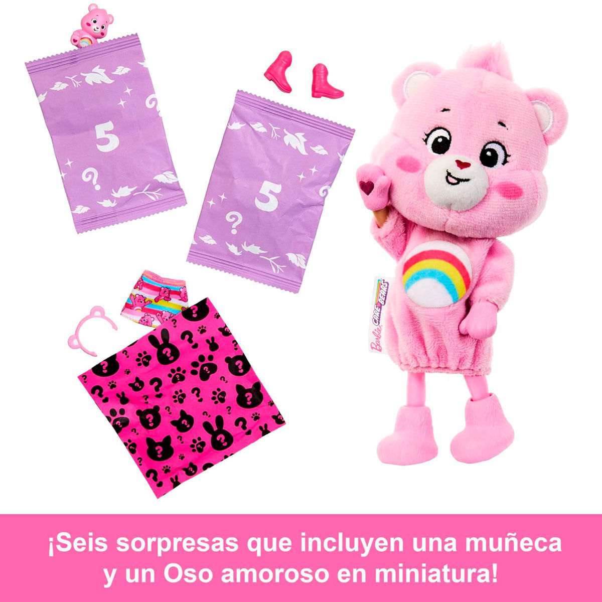 Una muñeca rosa Care Bear con un arcoíris en su vientre. Otros artículos incluyen un osito y bolsas sorpresa.