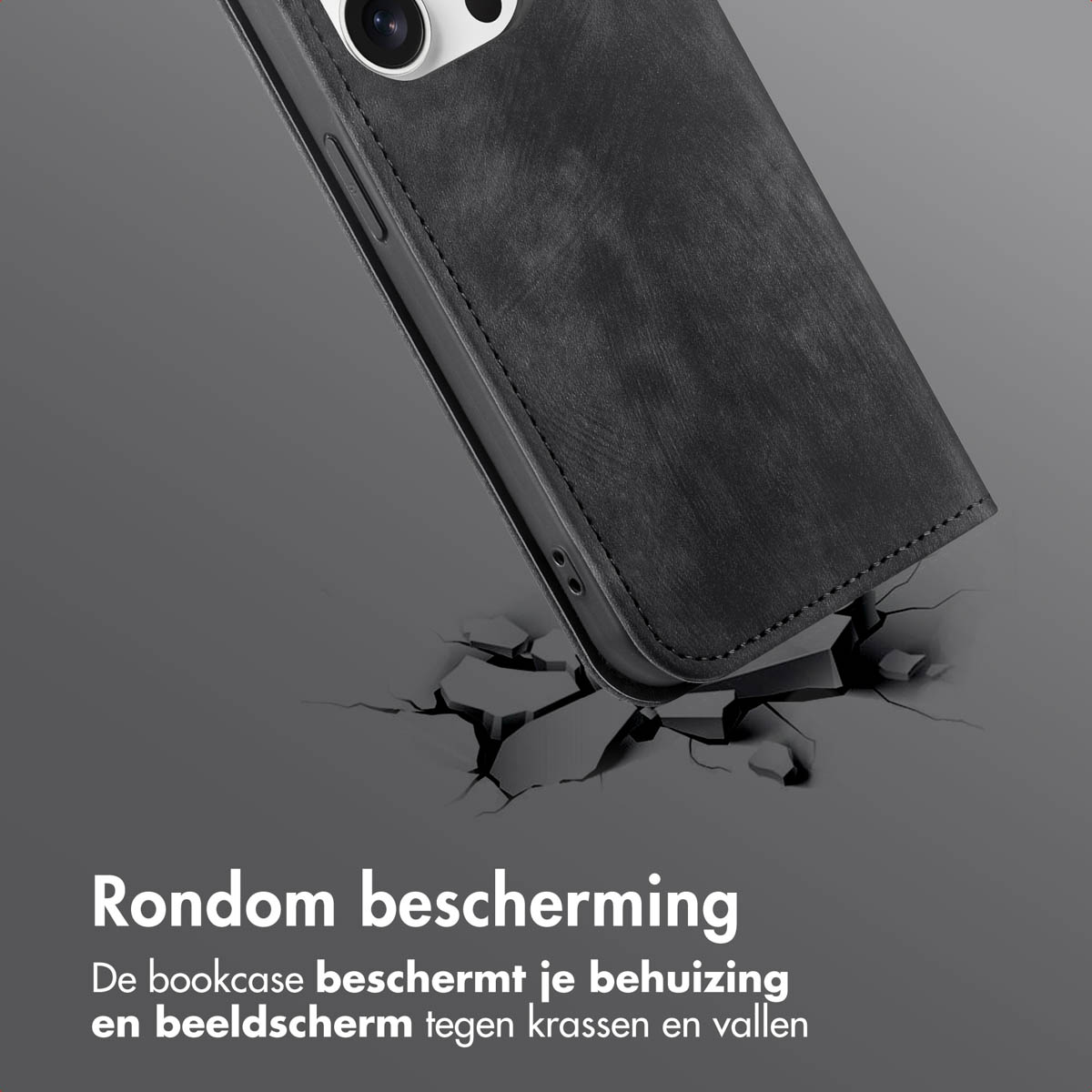 Eine schwarze Handyhülle liegt auf einer rissigen Oberfläche und bietet Rundumschutz für das Telefon.
