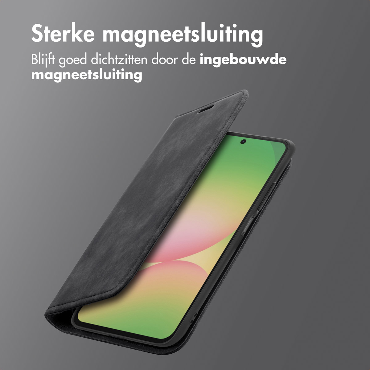 Une coque de téléphone noire est ouverte. Un téléphone est à l'intérieur. Texte : Fermeture magnétique forte.