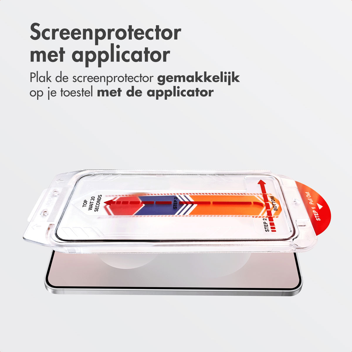 Een telefoon met een schermbeschermer in een kit. De kit heeft instructies en een pijl om de beschermer te geleiden.