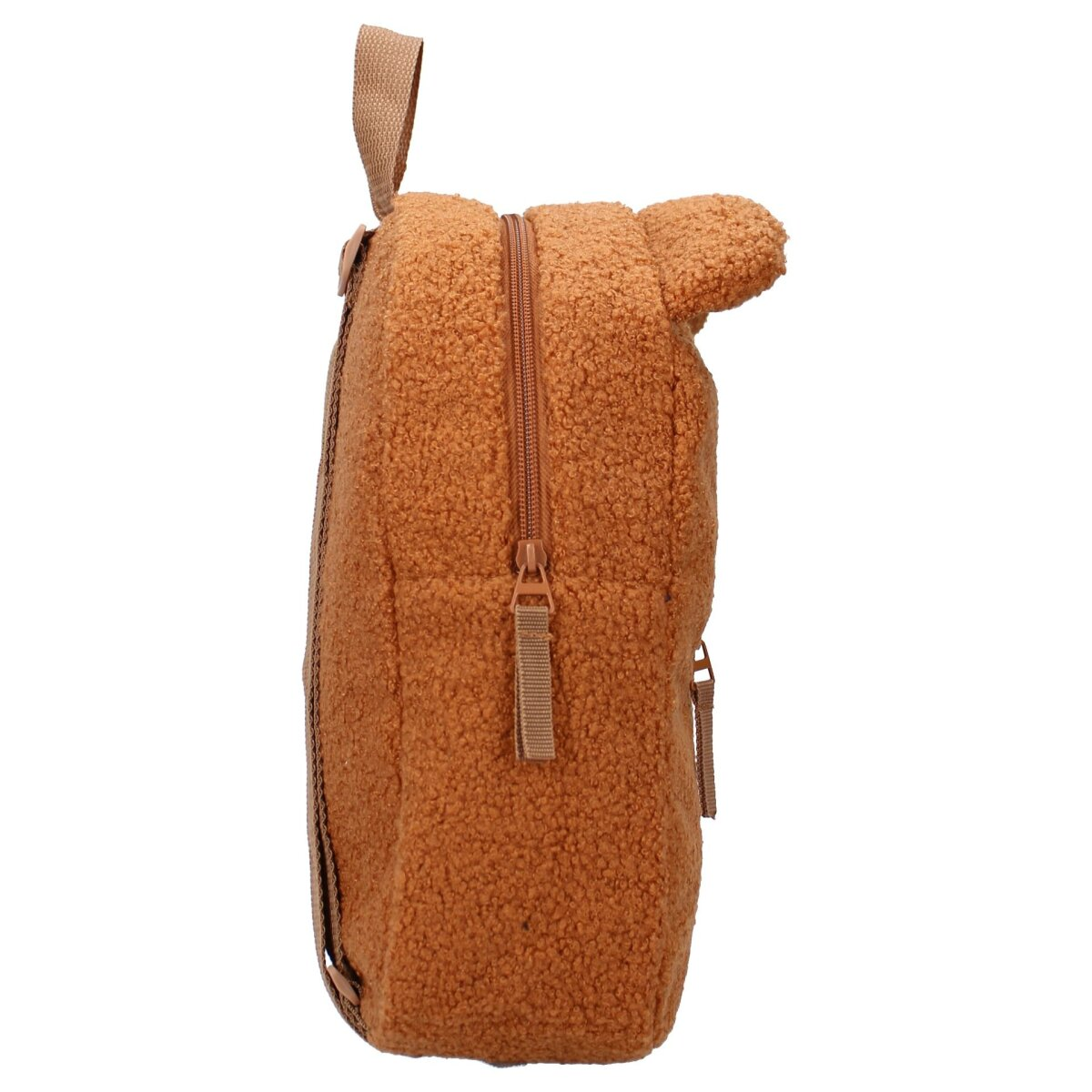 Zijaanzicht van een bruine teddybeer-rugzak met een rits en een handvat.