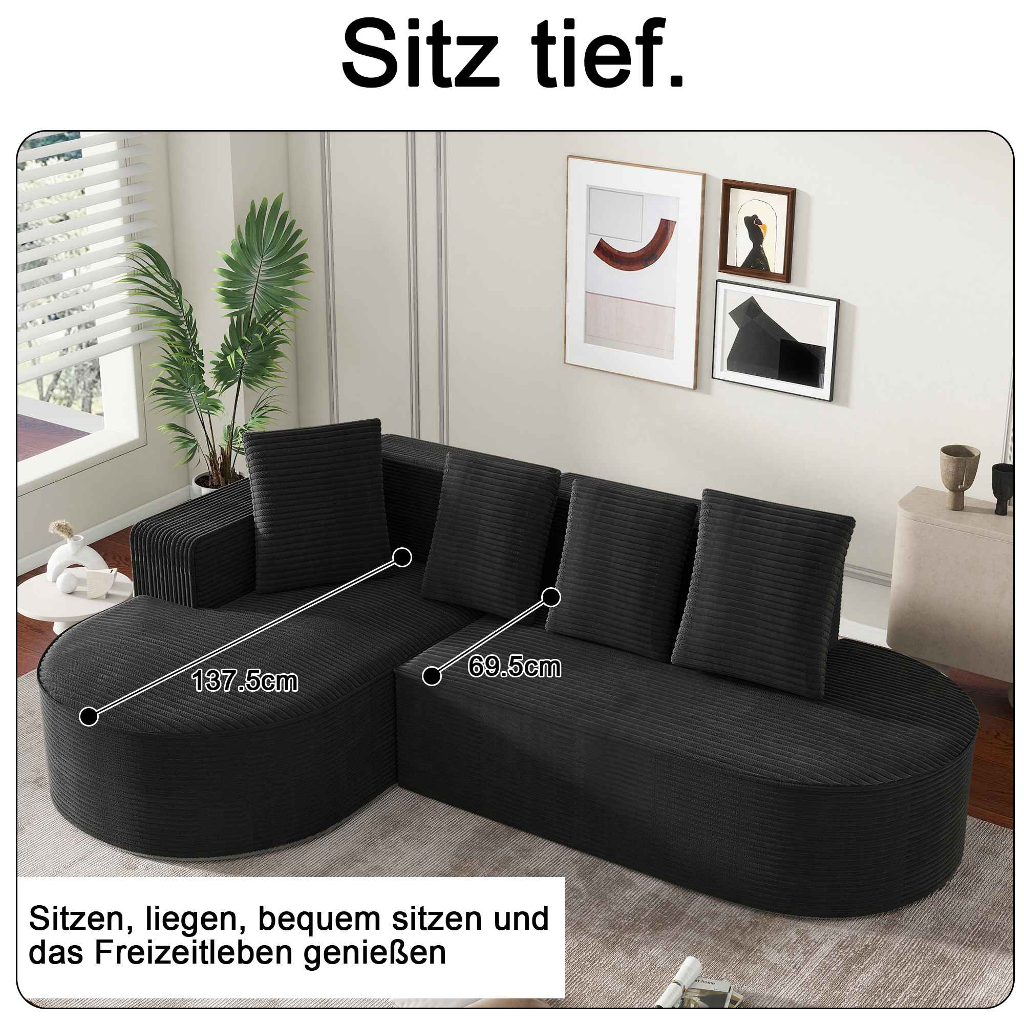 Ein schwarzes Ecksofa in einem Raum, mit Maßen von 137,5 cm und 69,5 cm und einem Text darunter.