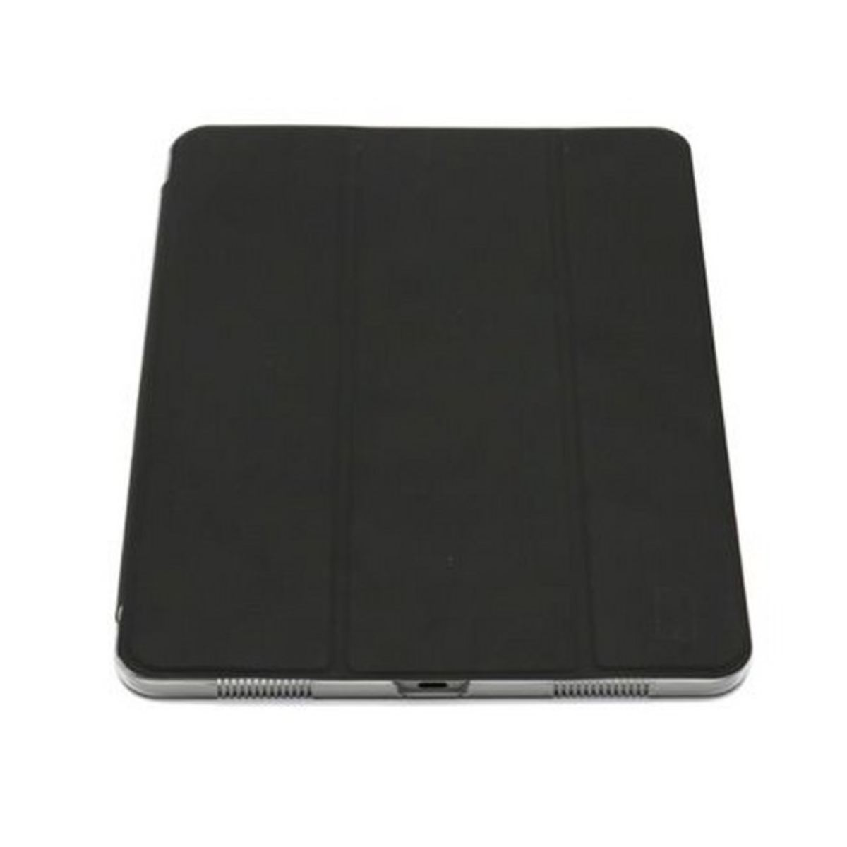 Una custodia per tablet nera, vista dall'alto, su sfondo bianco. La custodia è chiusa e rettangolare.