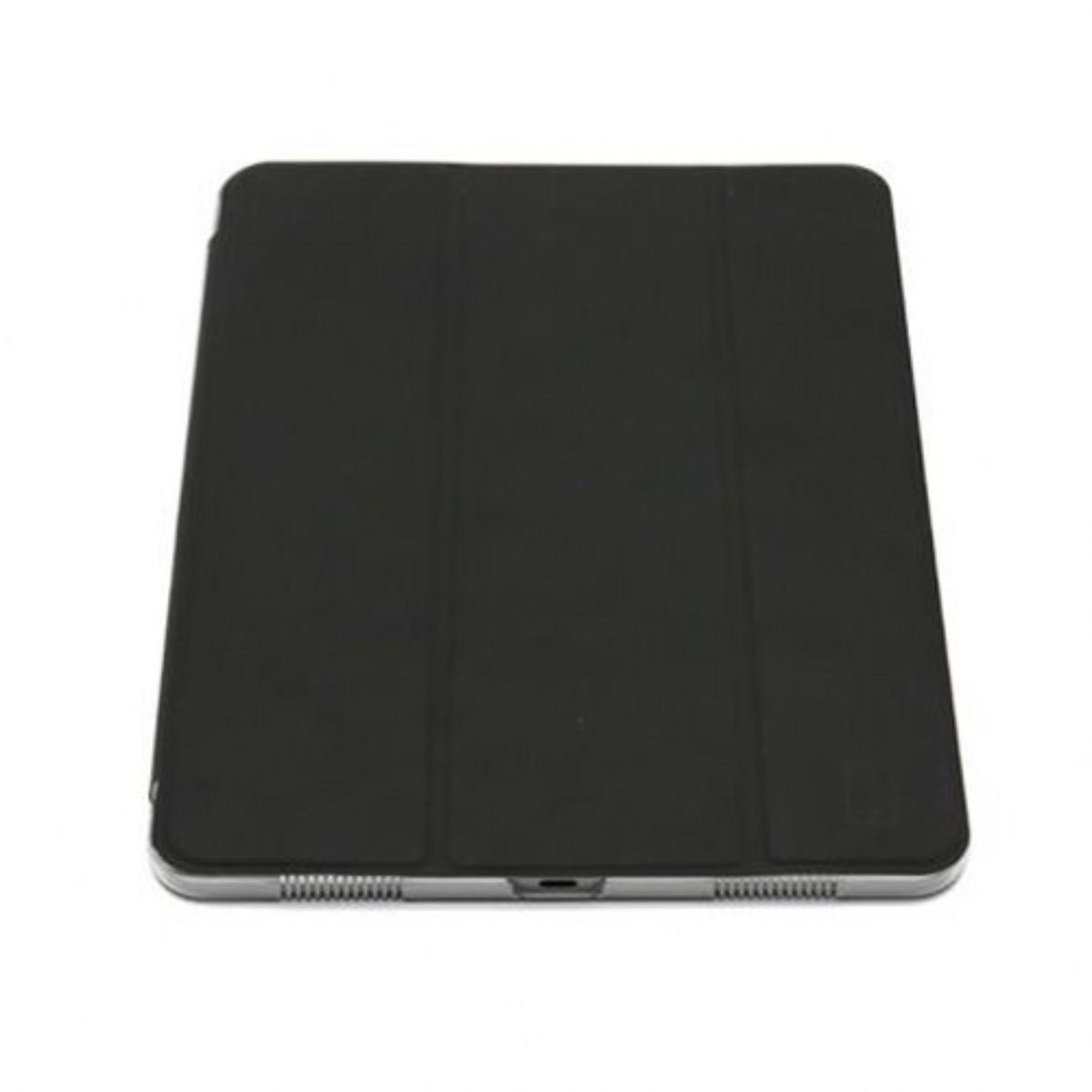 Una cover per tablet nera è mostrata dal retro, con un bordo argentato e una porta di ricarica visibile.