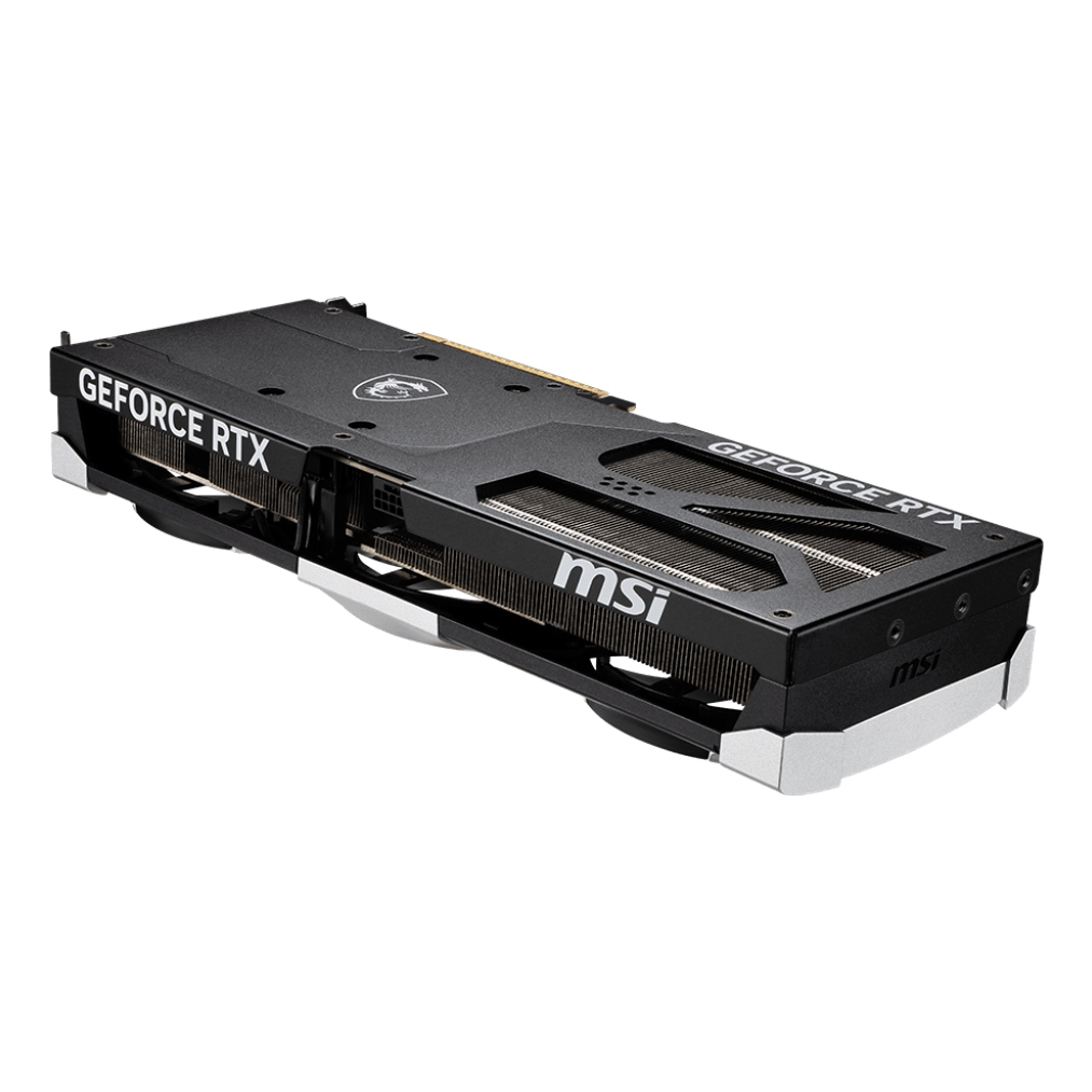 Schwarze und silberne MSI GeForce RTX Grafikkarte. 'GEFORCE RTX' und 'MSI' sind sichtbar.