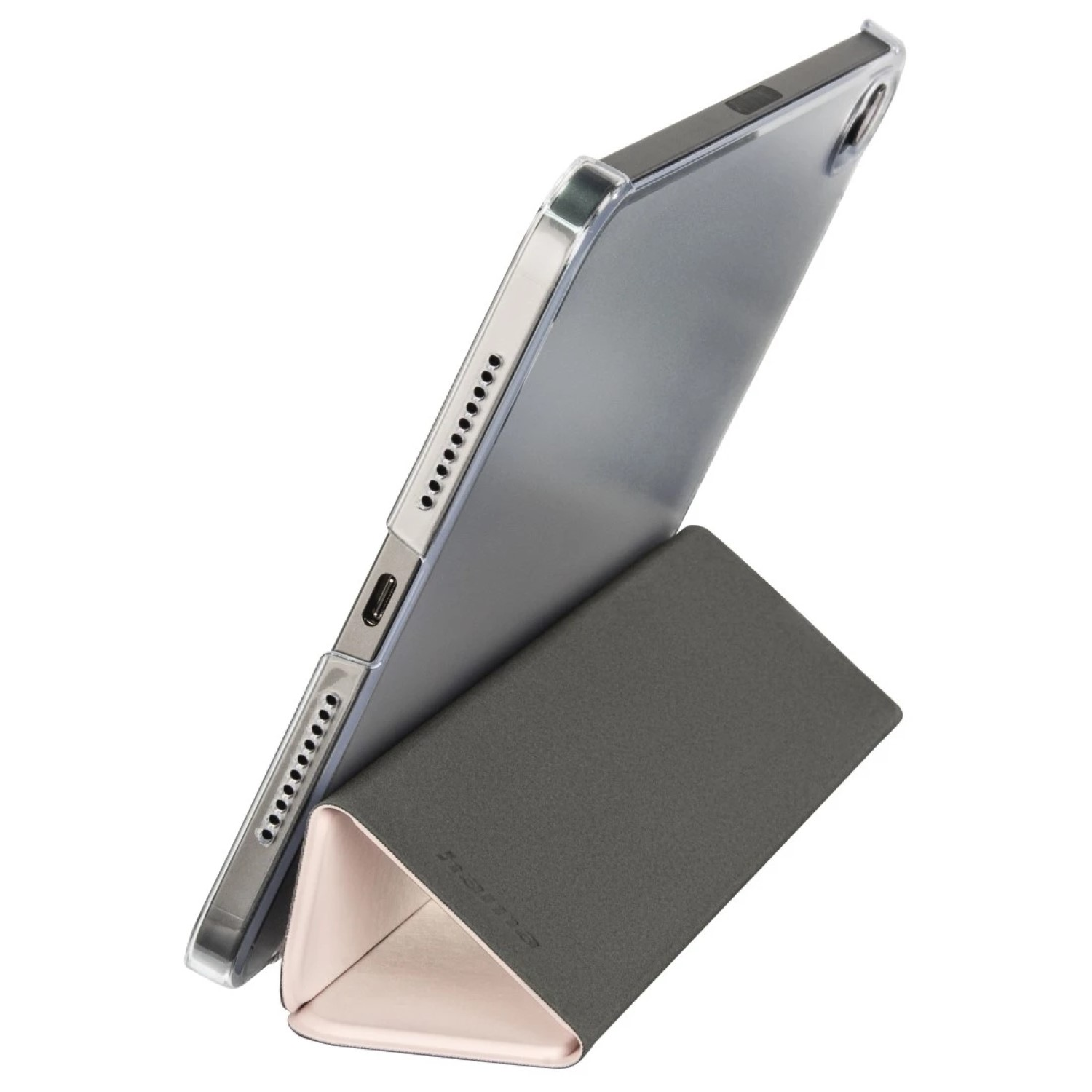 Tablet mit dunkelgrauer Hülle, hochgeklappt. Das Tablet ist angewinkelt. Weißer Hintergrund.