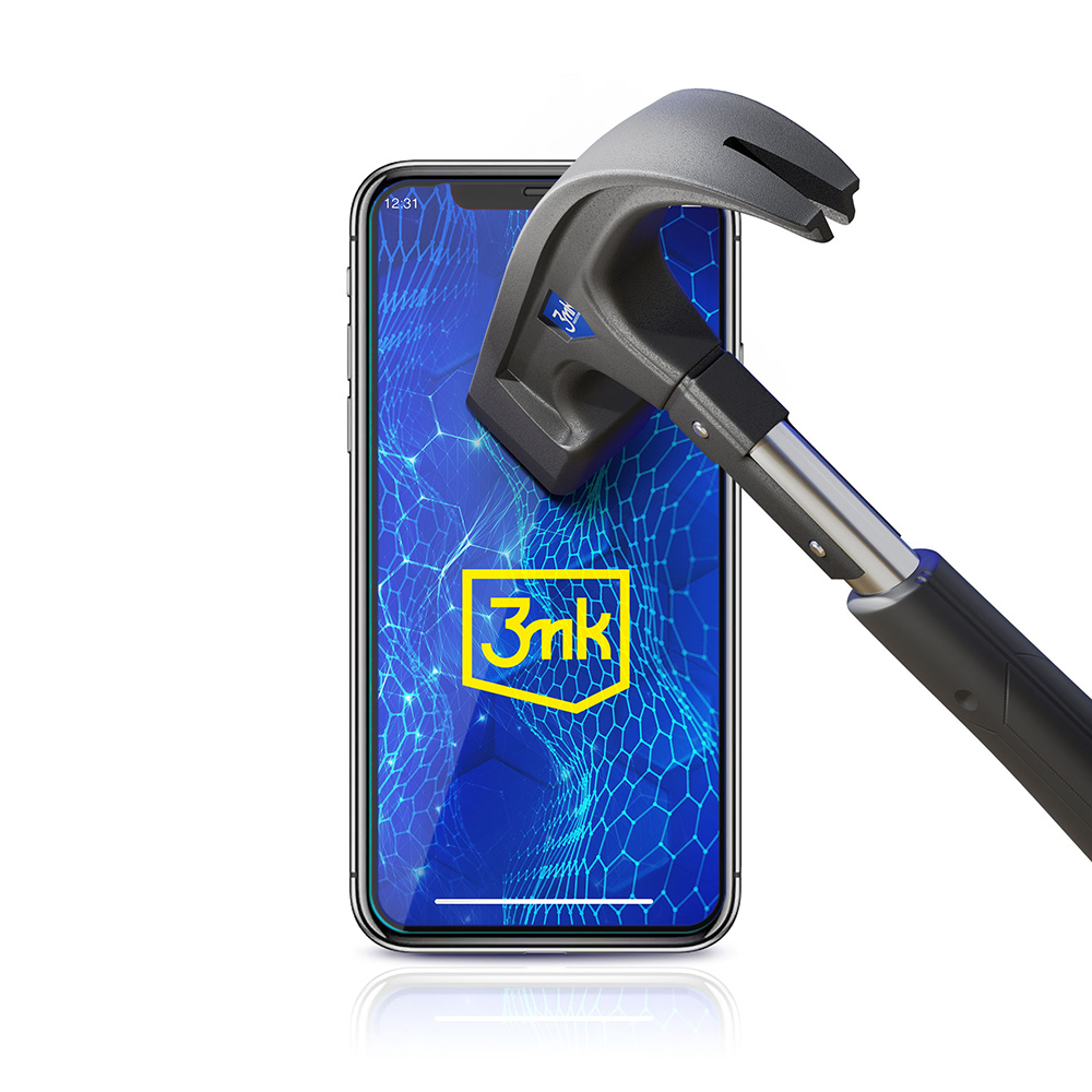 Młotek zaraz uderzy w ekran telefonu. Telefon ma logo.