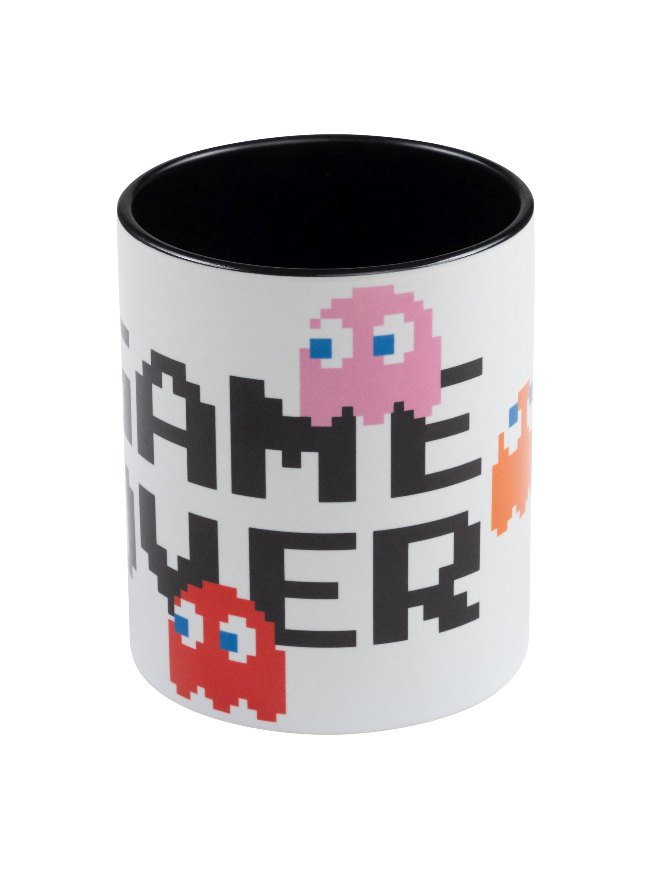 Eine weiße Tasse mit den Worten 'GAME OVER' und pixeligen Geistern in Rot, Pink und Blau.