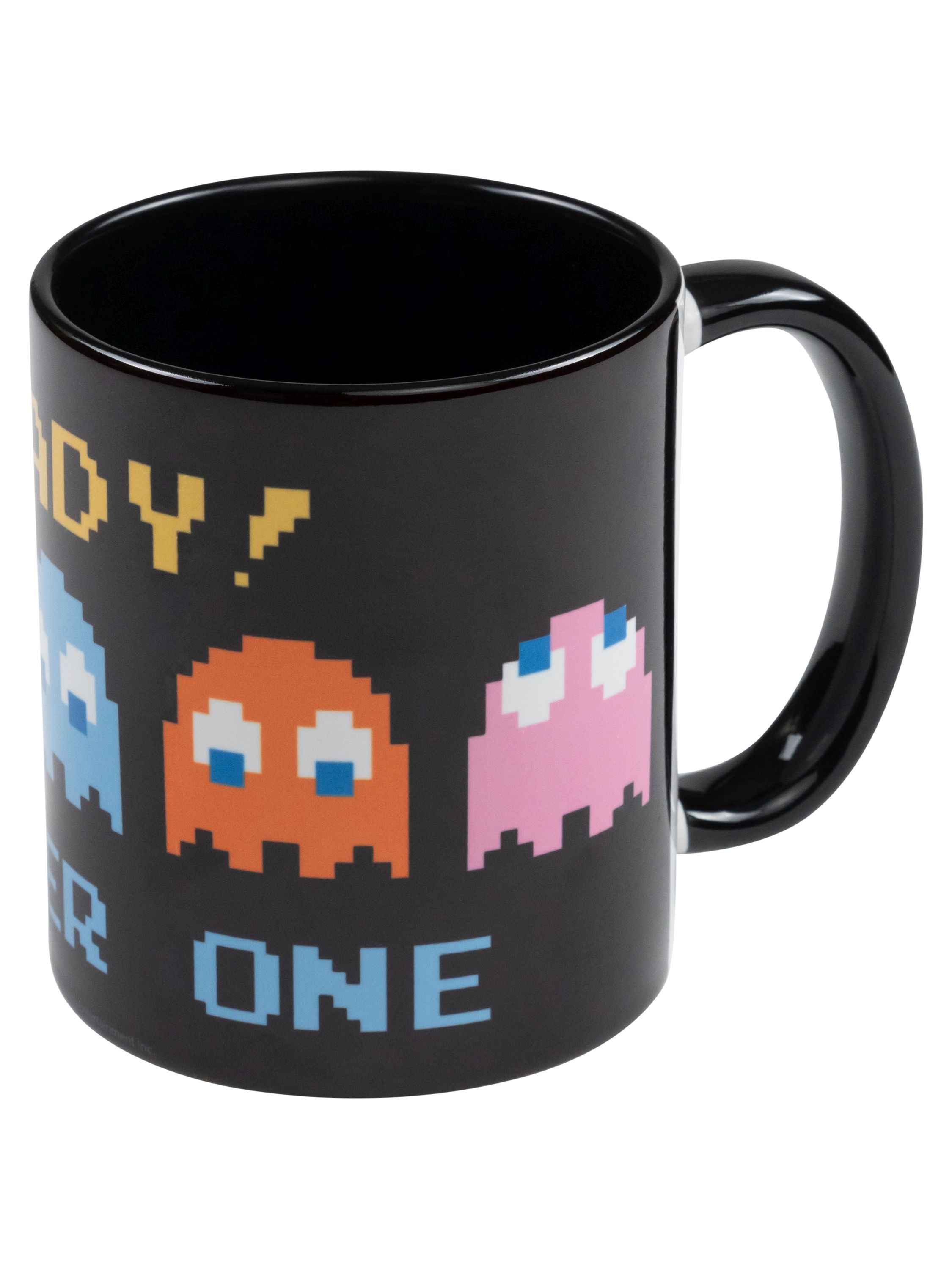 Eine schwarze Tasse mit Pac-Man-Geistern und den Worten 'READY! PLAYER ONE'.