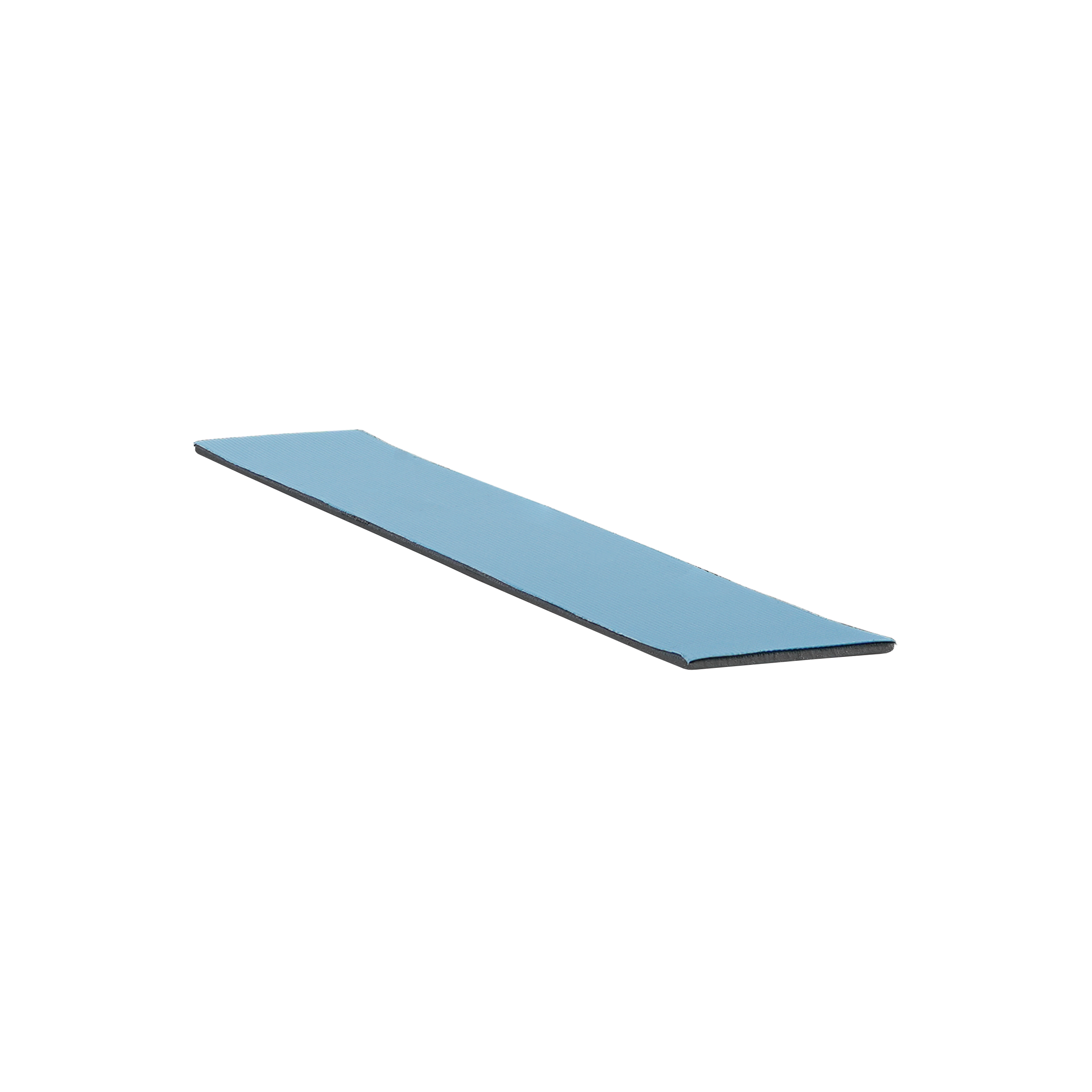 Blaues Wärmeleitpad auf schwarzem Hintergrund.