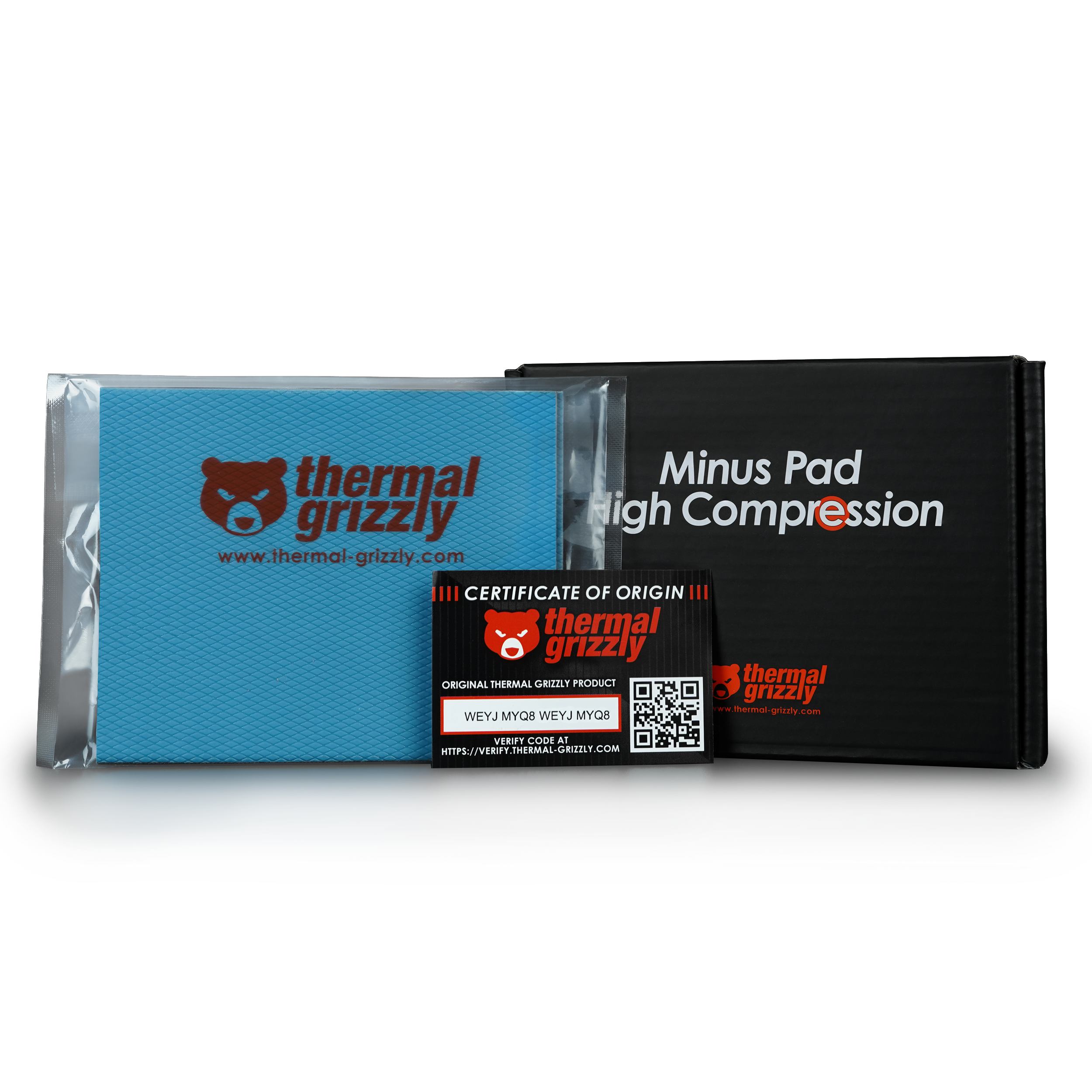 Blaues Wärmeleitpad, Box und Echtheitszertifikat, alle mit Thermal Grizzly Logo.