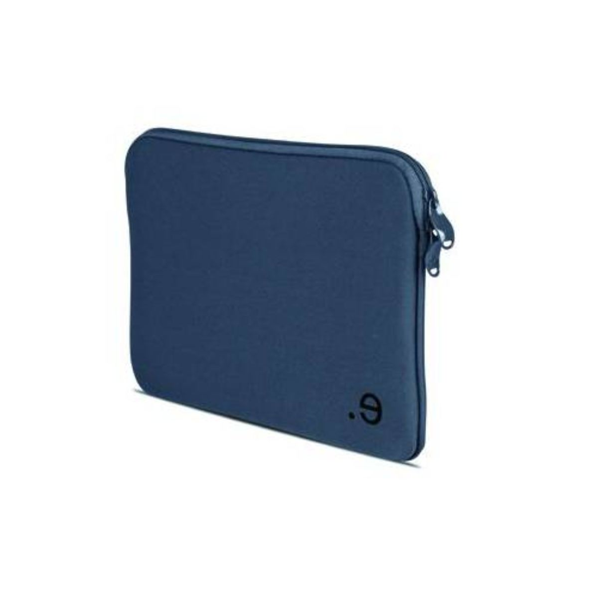 Eine blaue Laptoptasche mit Reißverschluss und kleinem Logo. Der Hintergrund ist weiß.
