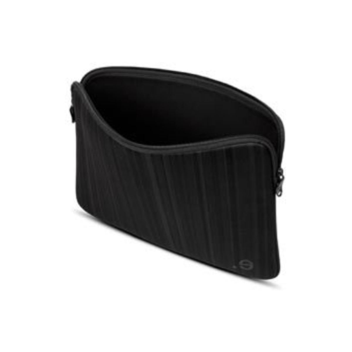 Schwarze Laptoptasche, offen, zeigt das Innere.