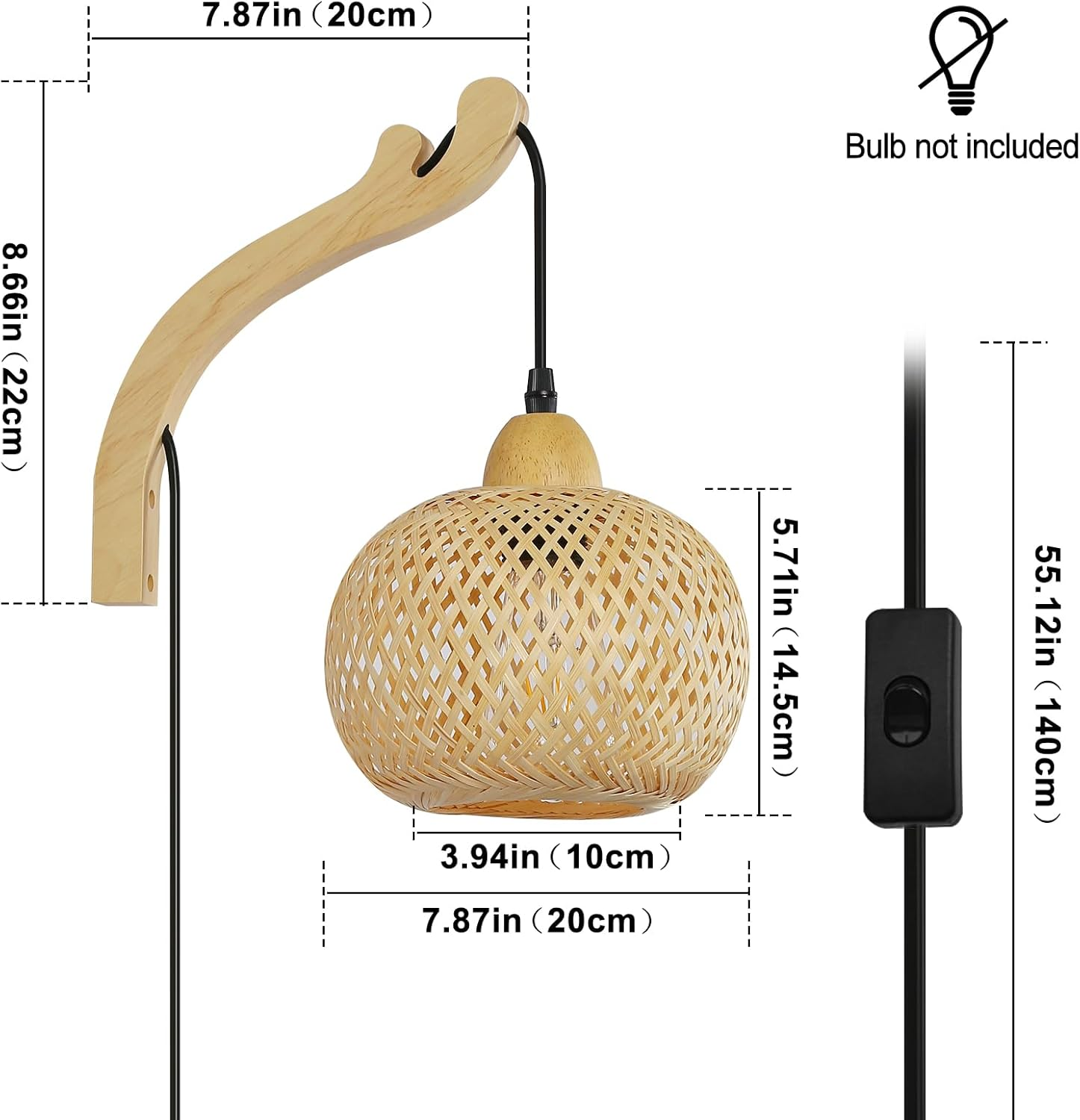 Una lámpara de pared de madera con pantalla tejida, colgada con dimensiones indicadas.