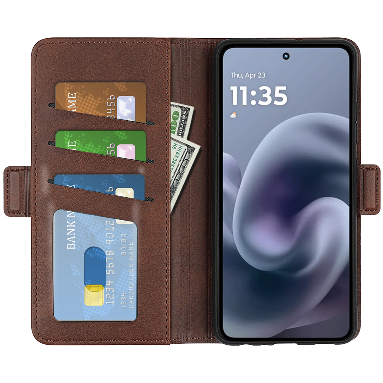 Bruin telefoonhoesje portemonnee open met kaarten, geld en een telefoon die de datum en tijd toont.