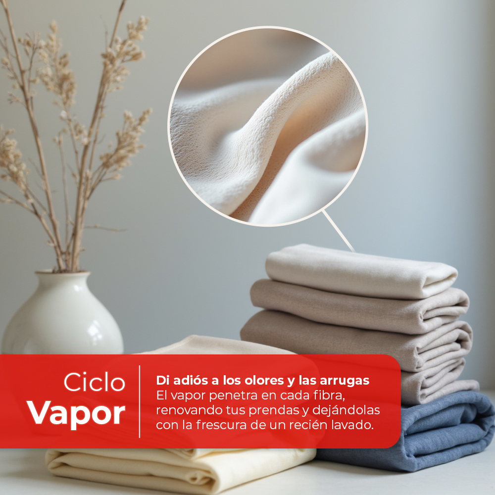 Primer plano de ropa doblada con un concepto de ciclo de vapor, enfatizando resultados frescos y sin arrugas.