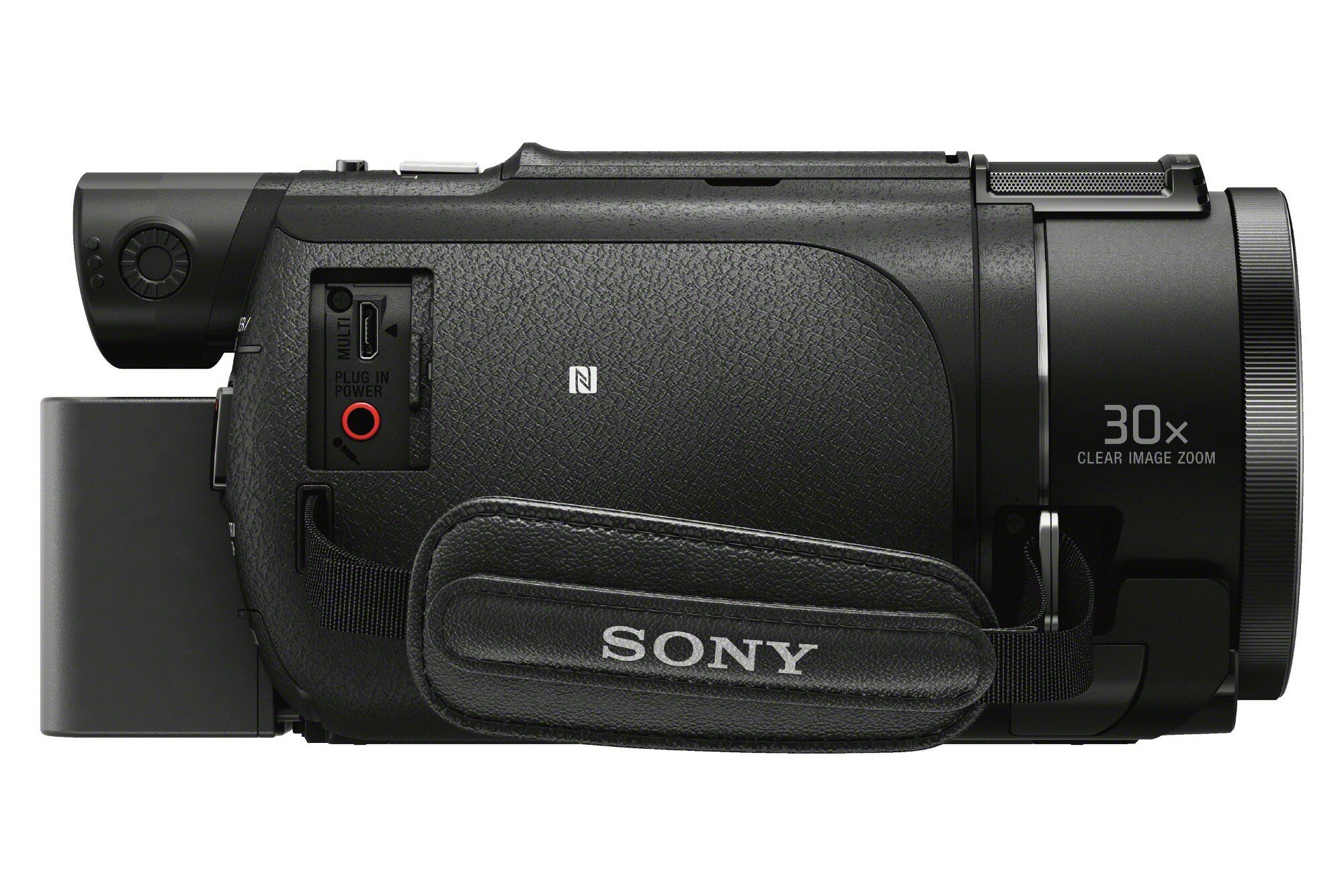 Eine schwarze Videokamera mit dem Markennamen SONY und einem Zoom-Detail. Die Kamera steht auf weißem Grund.