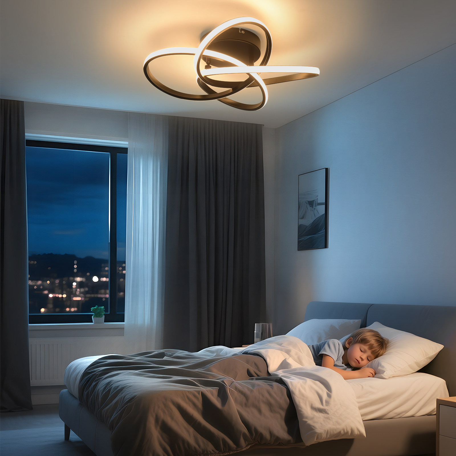 Dziecko śpi w łóżku pod lampą sufitową. Pokój ma okno z nocnym widokiem.