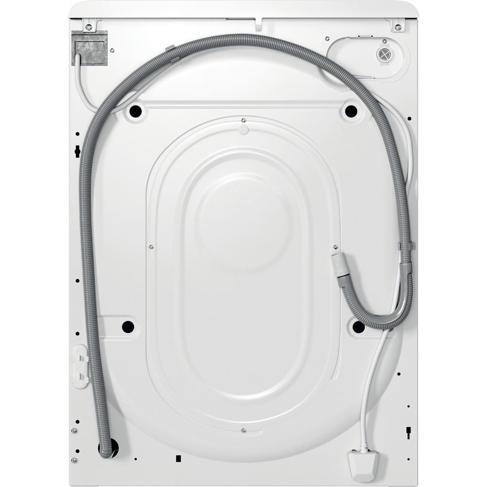 Il retro di una lavatrice Indesit bianca. Sono visibili un tubo grigio e il cavo di alimentazione.